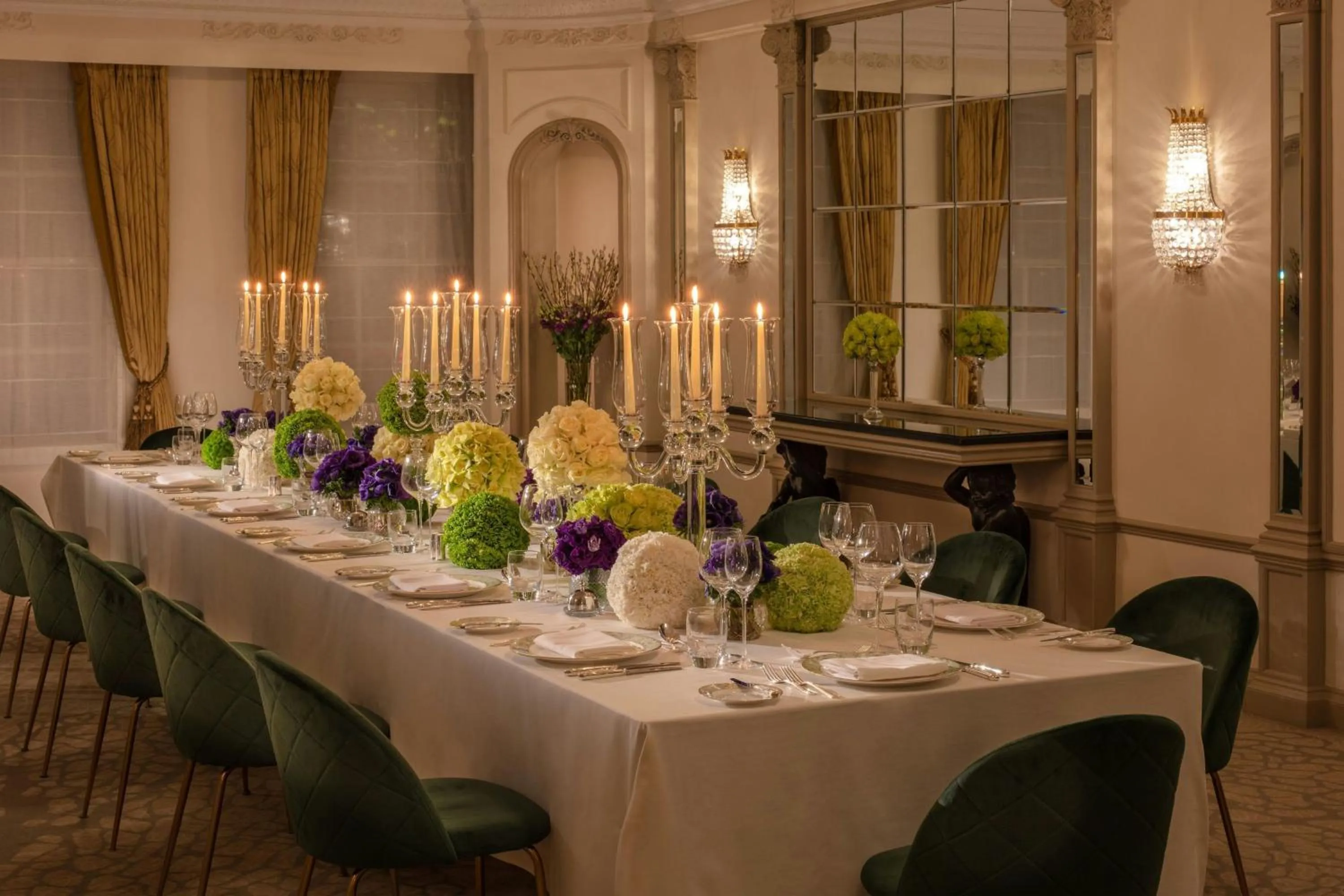 Restaurant/places to eat in JW Marriott Grosvenor House London