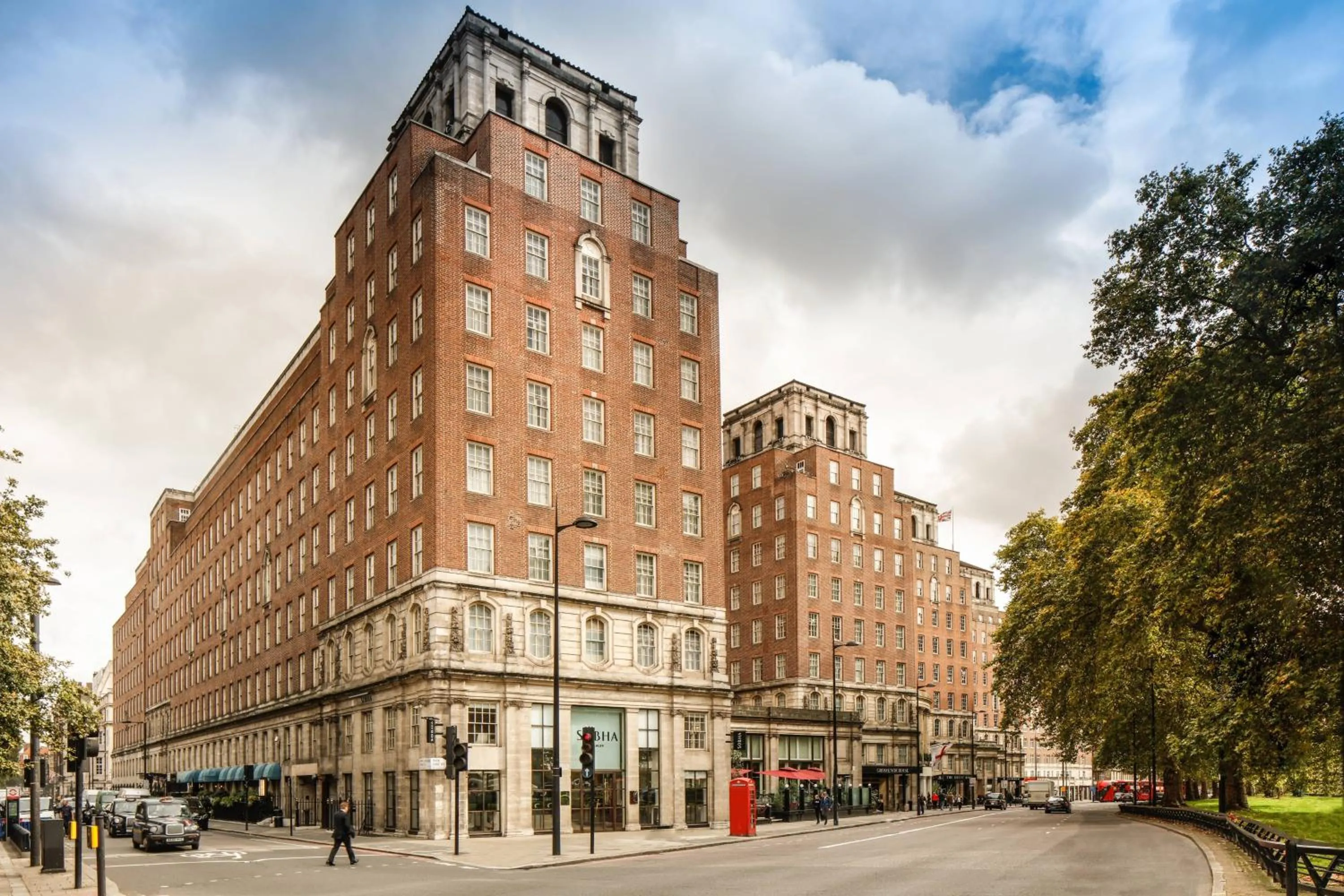 Property building in JW Marriott Grosvenor House London
