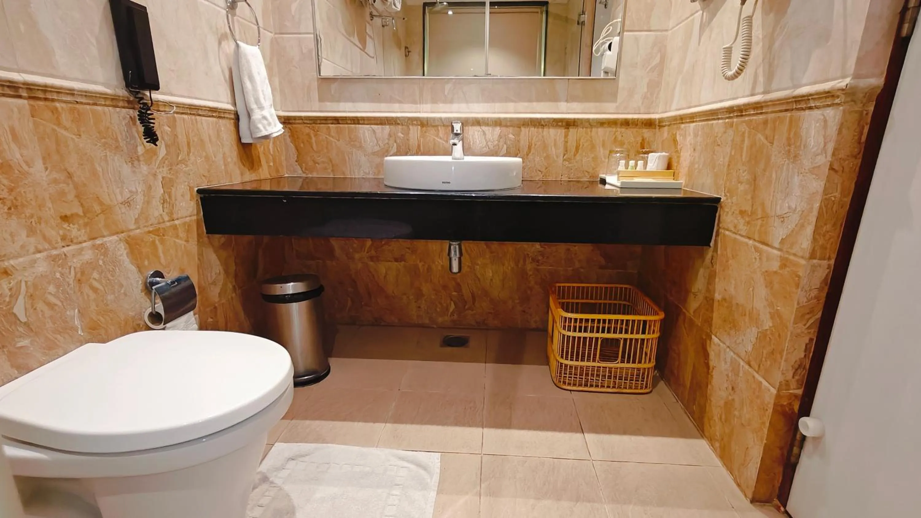 Toilet in MM Legacy - A Bergamont Hotel, Kanchipuram