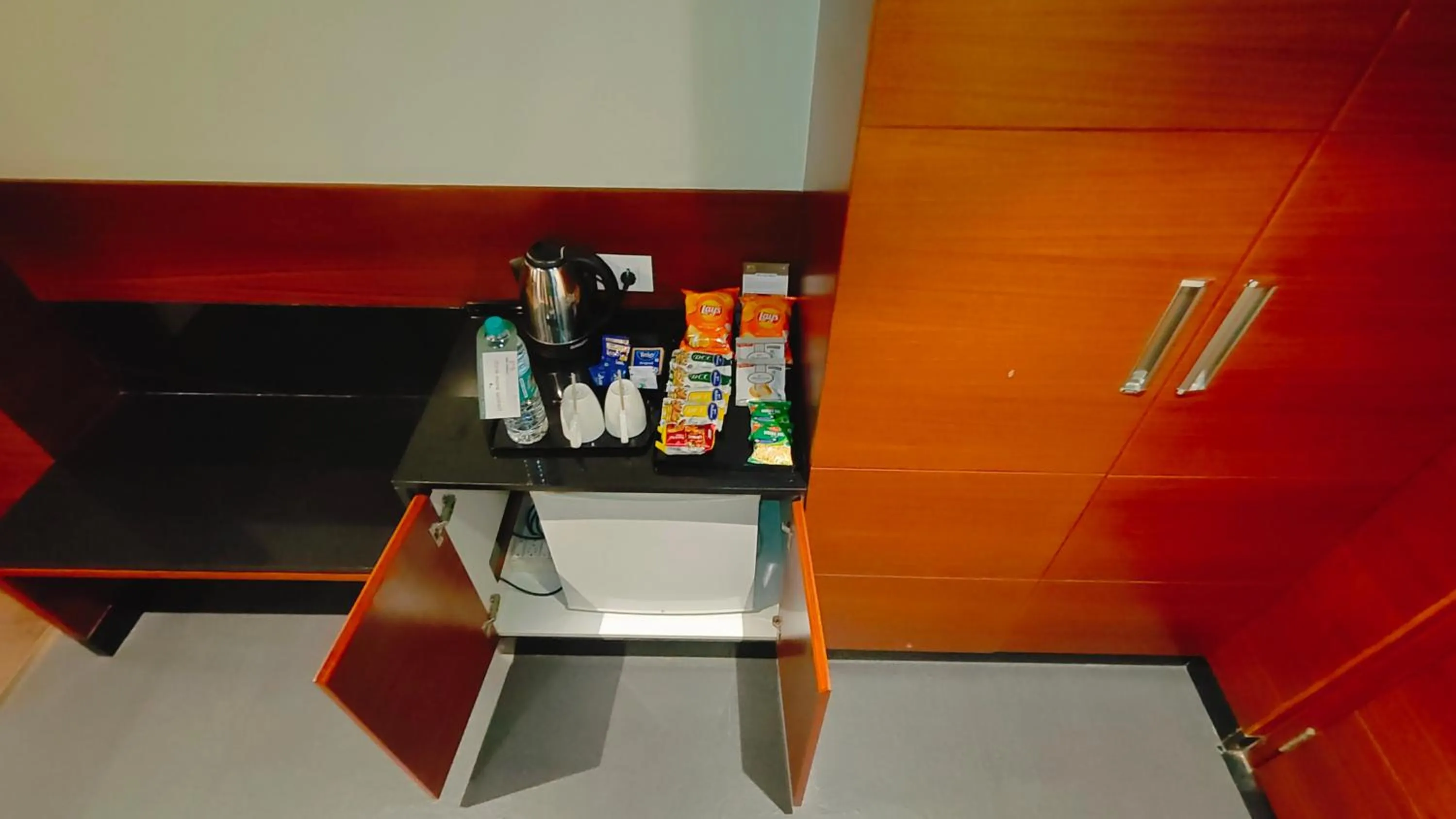 Coffee/tea facilities in MM Legacy - A Bergamont Hotel, Kanchipuram