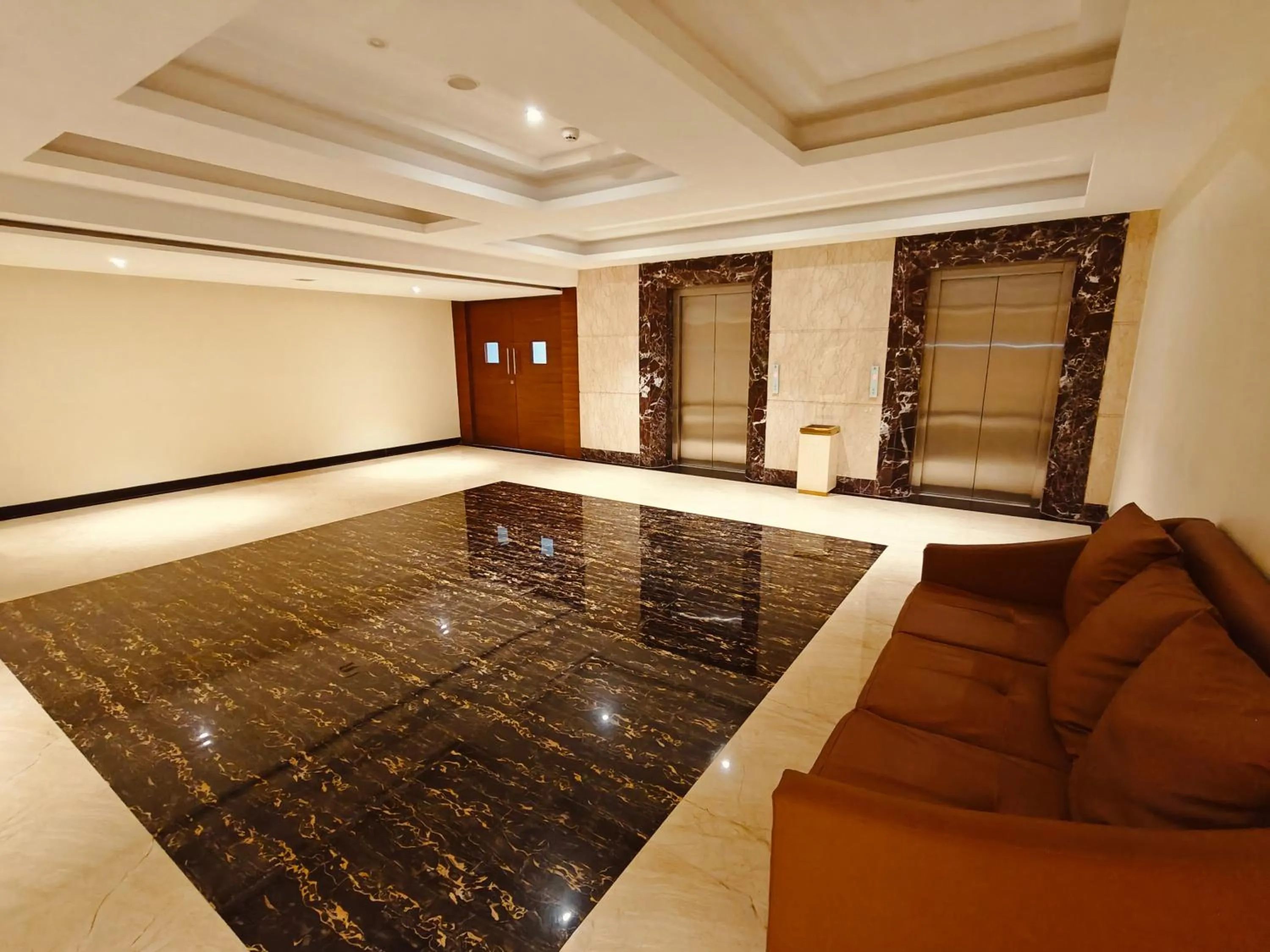 Living room in MM Legacy - A Bergamont Hotel, Kanchipuram