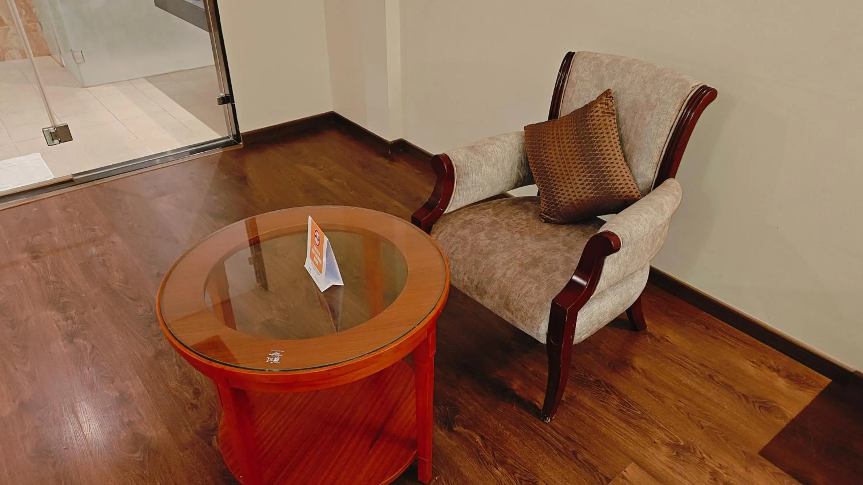 Living room in MM Legacy - A Bergamont Hotel, Kanchipuram