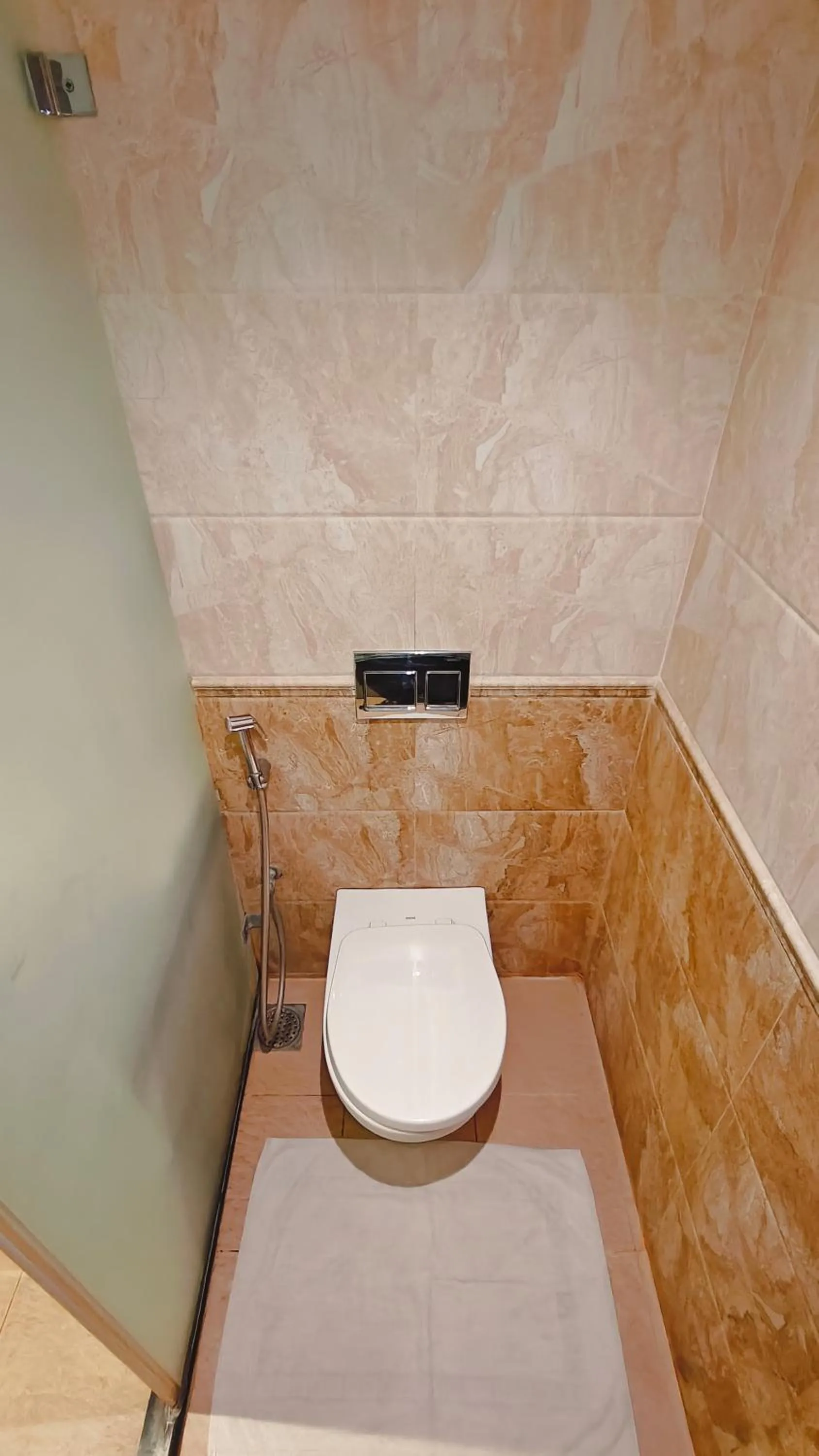 Toilet in MM Legacy - A Bergamont Hotel, Kanchipuram