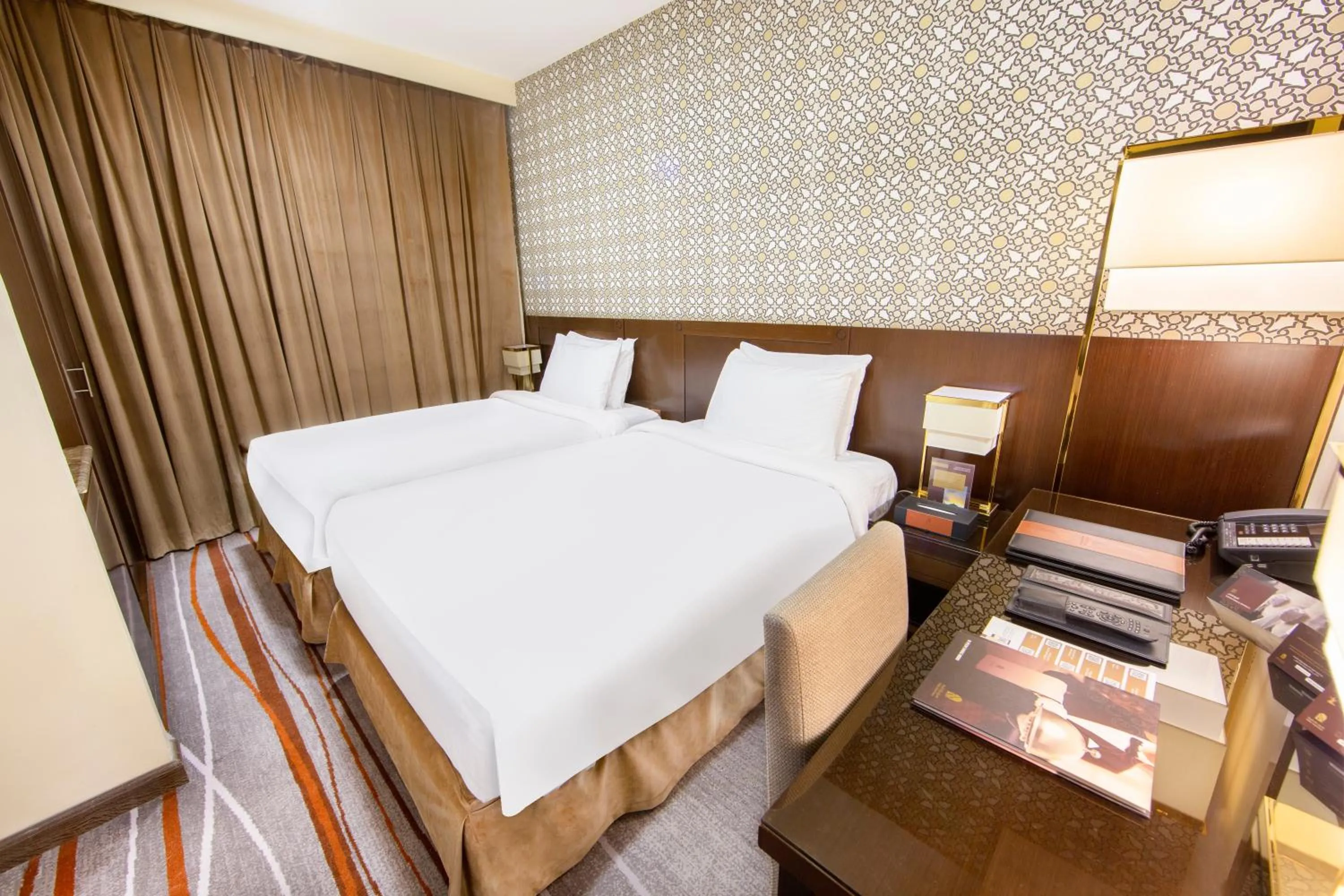Bed in Dallah Taibah Hotel