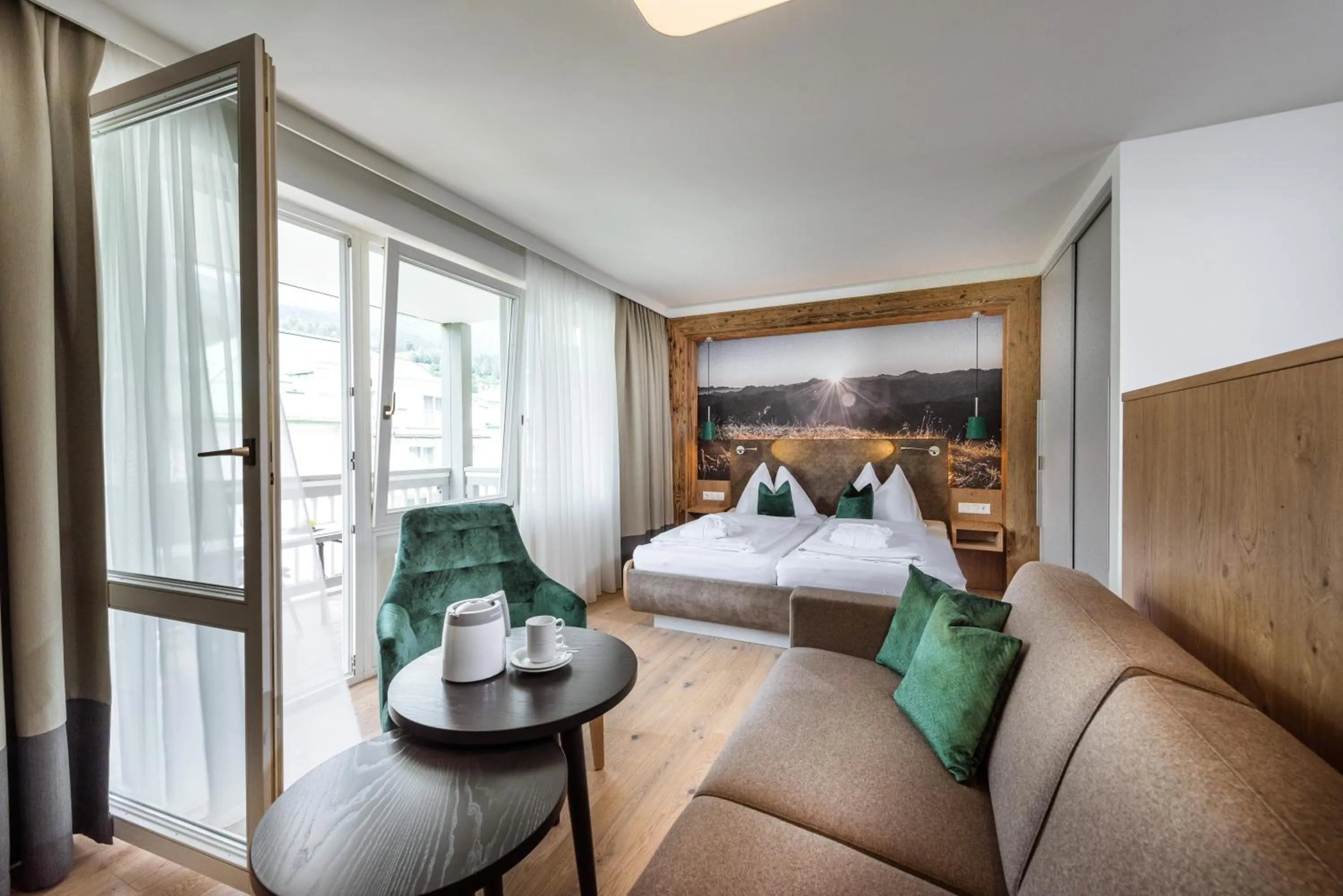 Photo of the whole room, Bed in Aktiv- & Gesundheitsresort das GXUND - Thermeneintritt inklusive