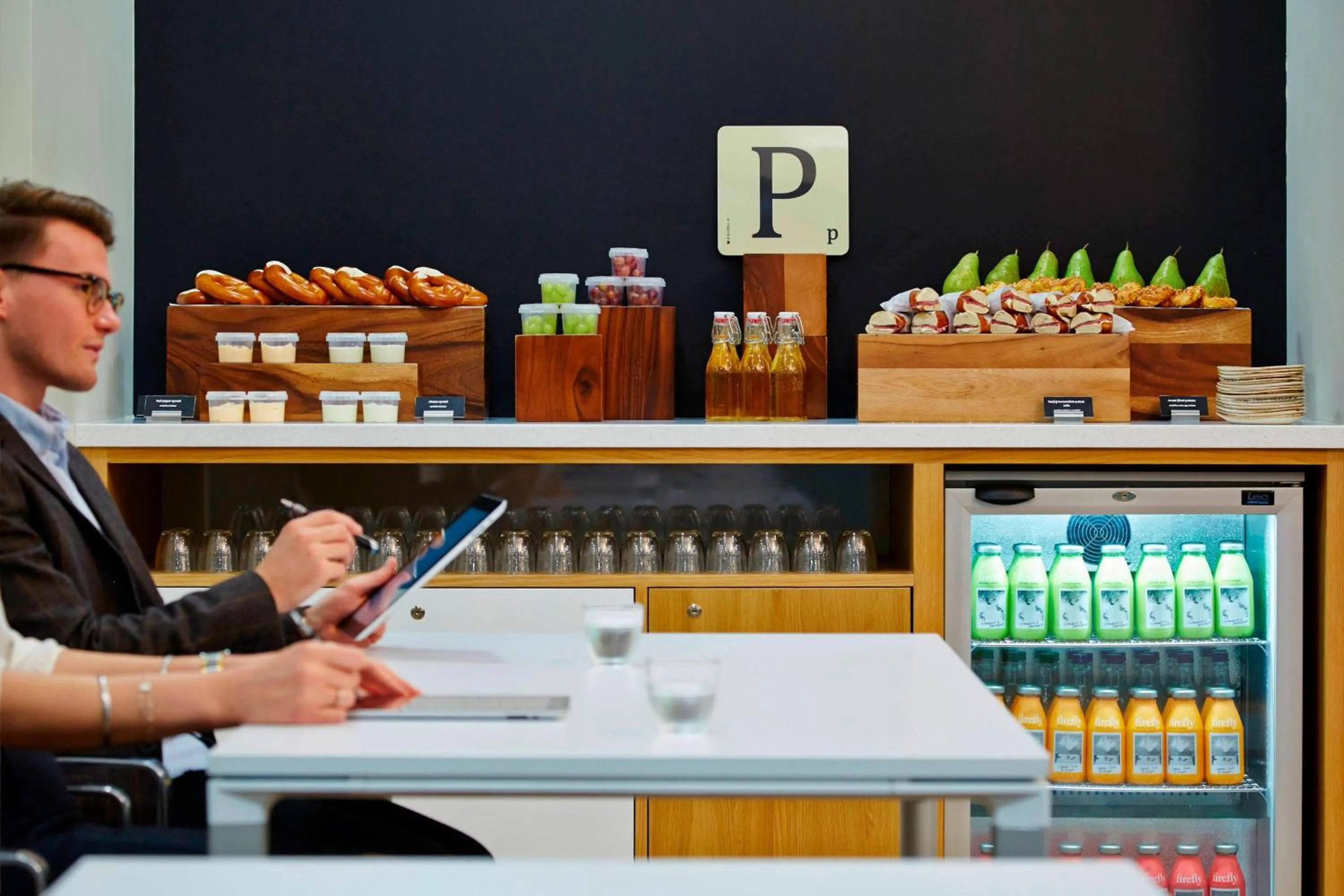 Meeting/conference room in London Marriott Hotel Kensington