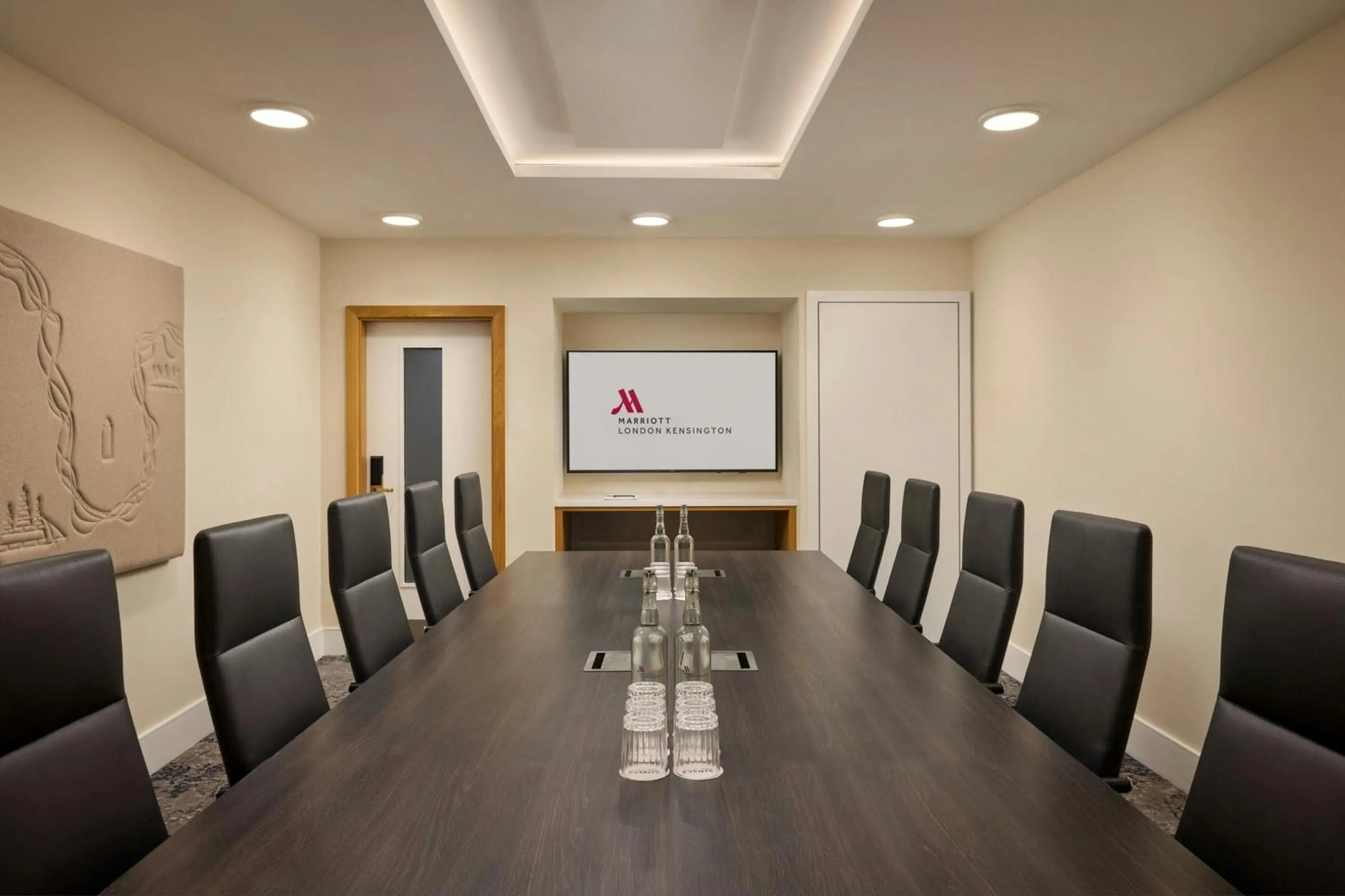 Meeting/conference room in London Marriott Hotel Kensington