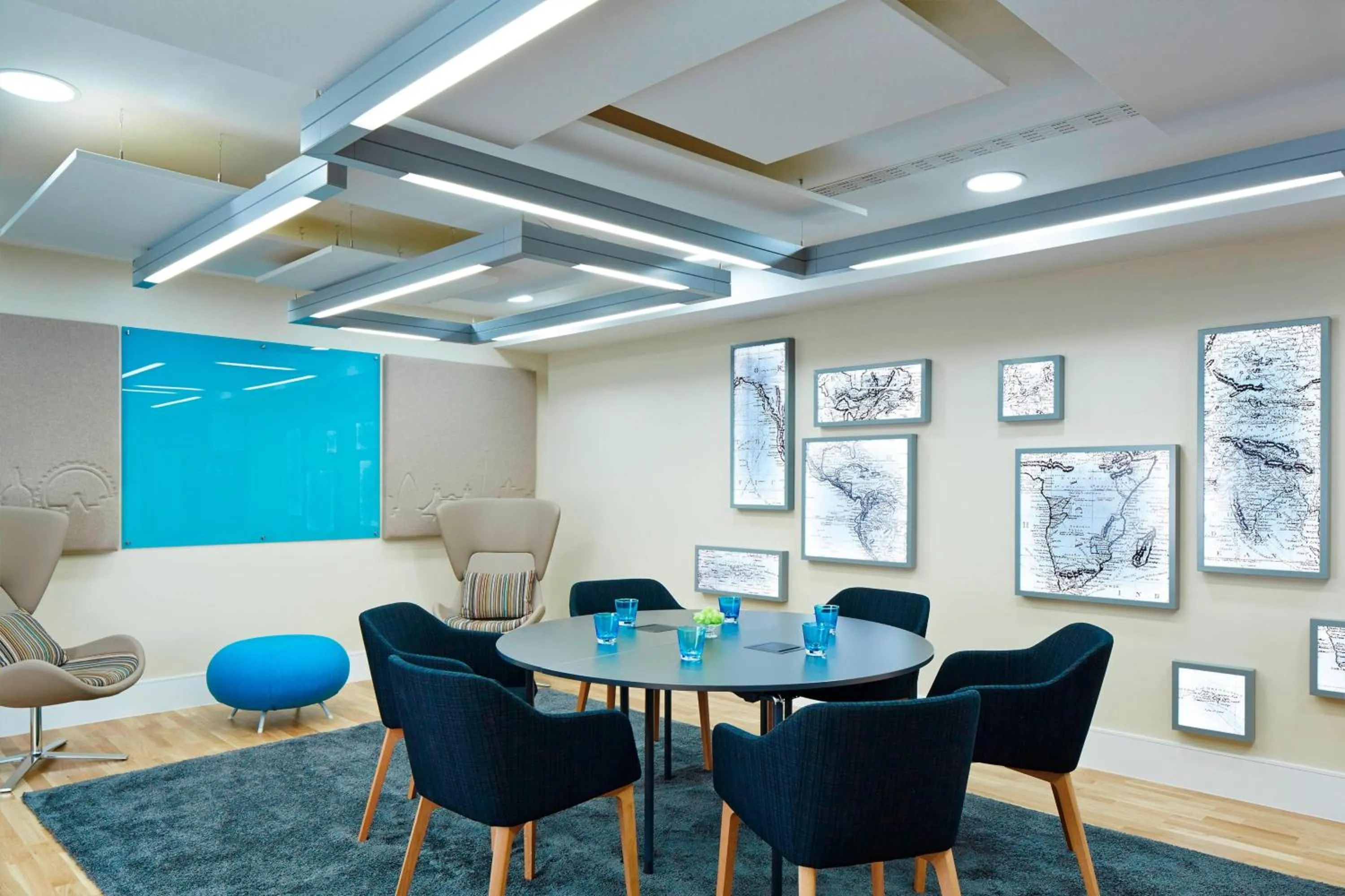 Meeting/conference room in London Marriott Hotel Kensington