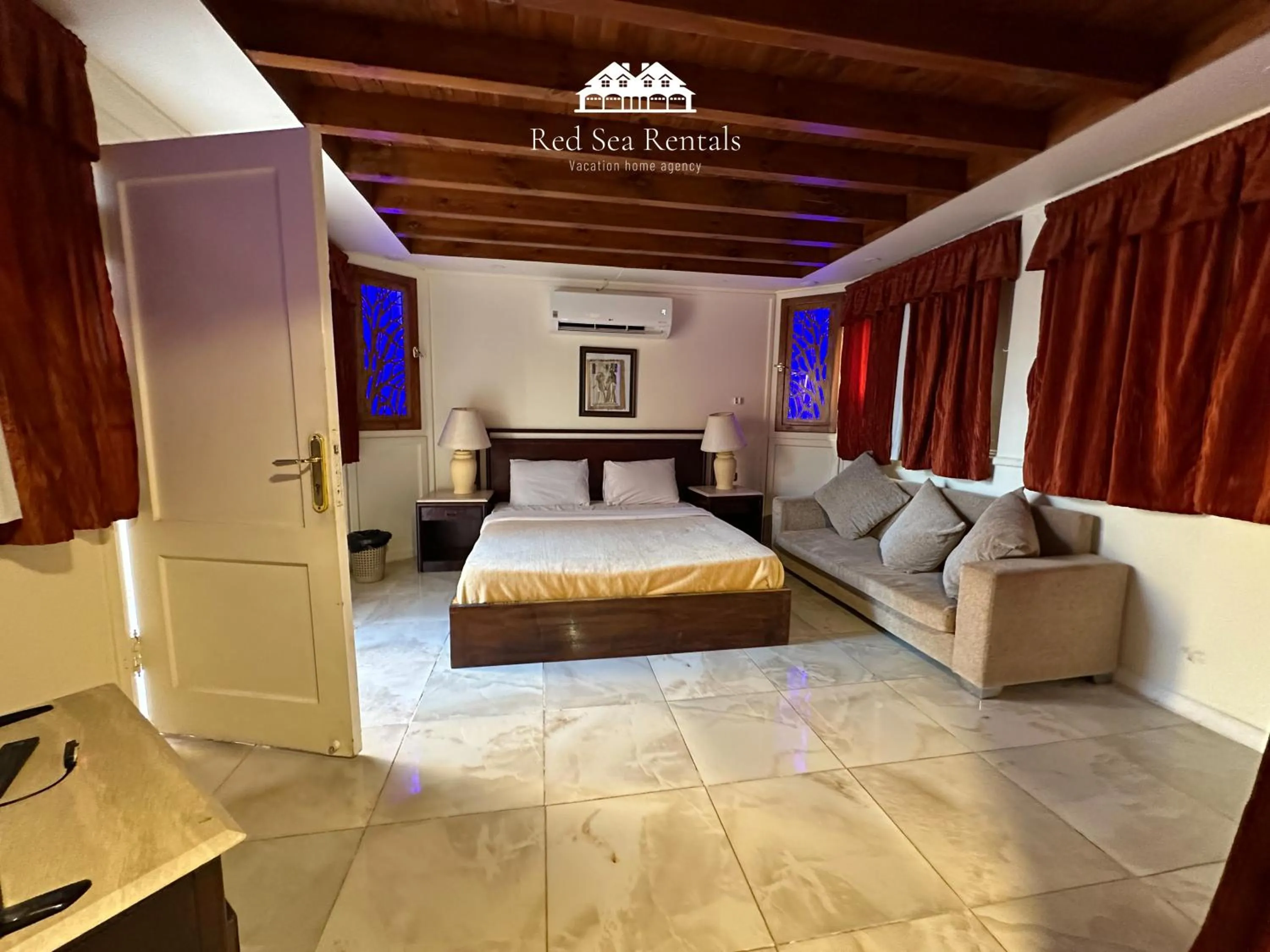 Bed in Green Garden Resort