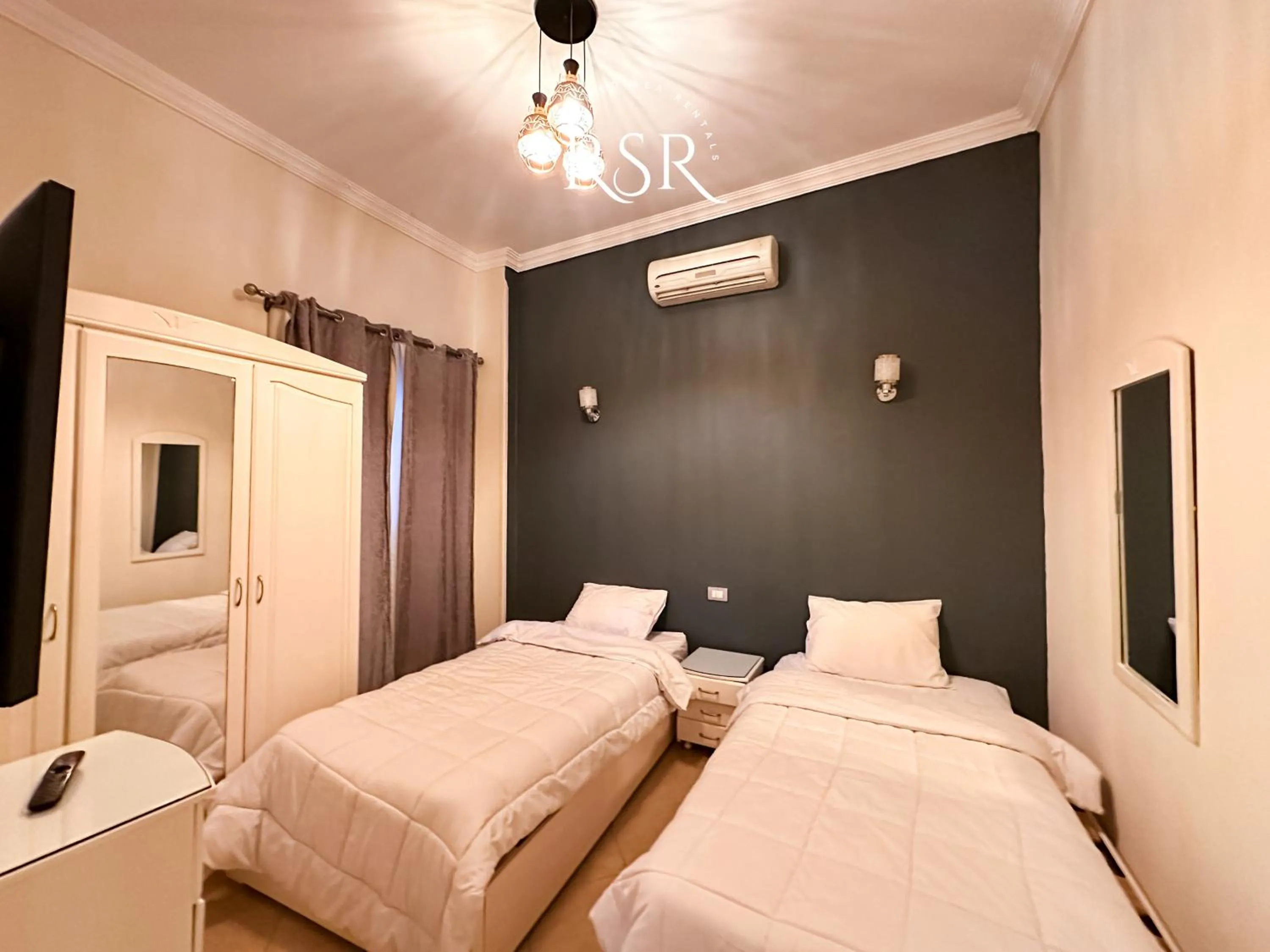 Bed in Green Garden Resort