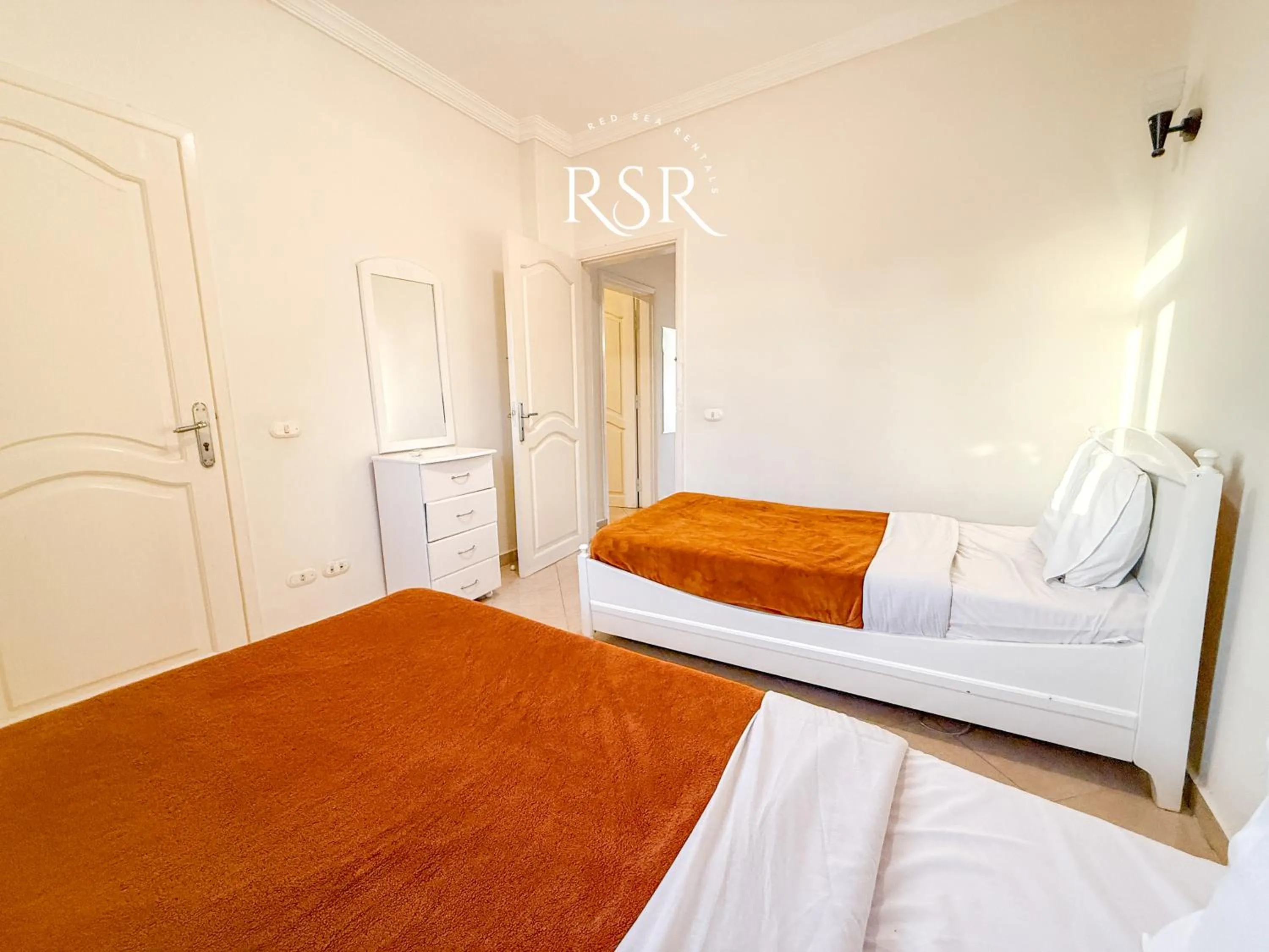 Bedroom, Bed in Green Garden Resort