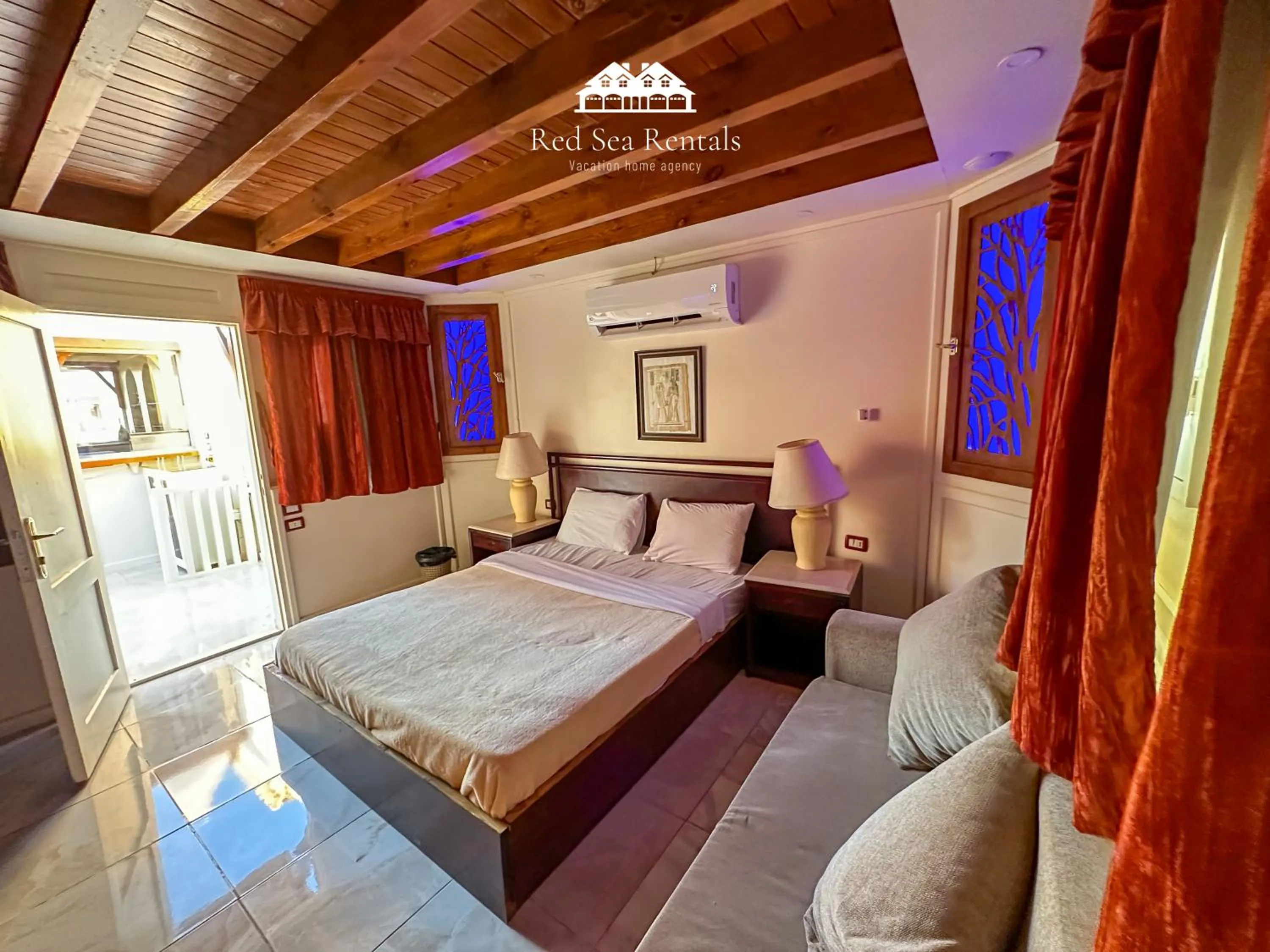 Bed in Green Garden Resort