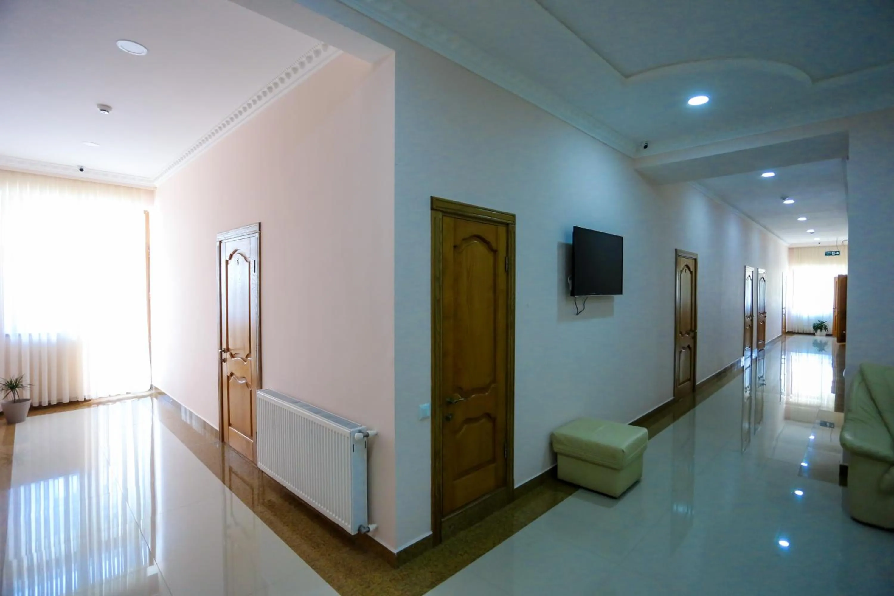 Canyon Hotel