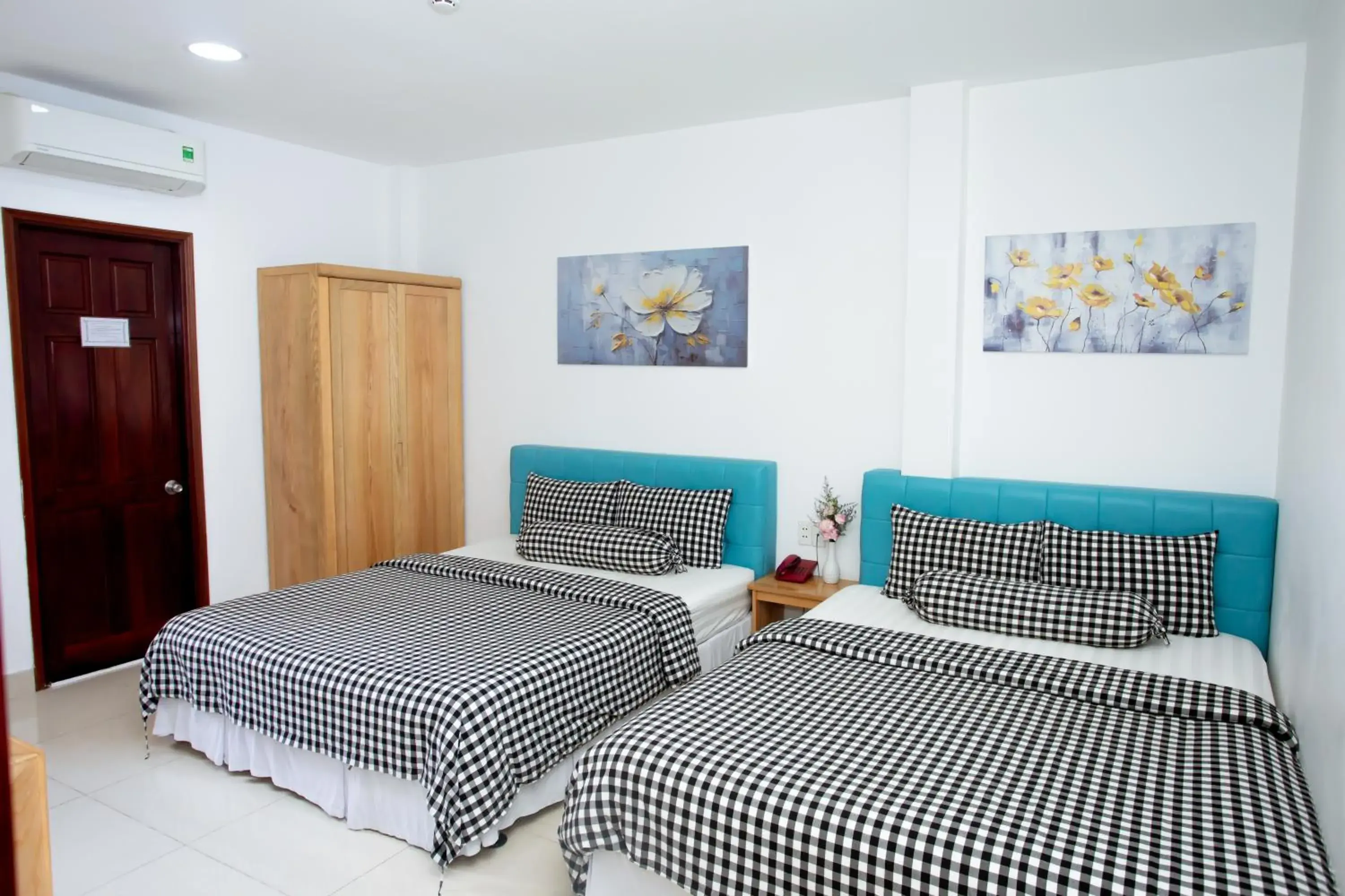 Bedroom, Bed in Phan Anh Hotel - Bui Vien Walking Street Bedroom, Bed in Phan Anh Hotel - Bui Vien Walking Street