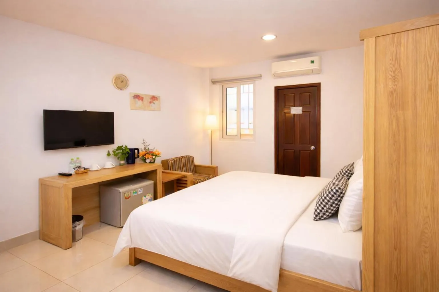 Bed in Phan Anh Hotel - Bui Vien Walking Street