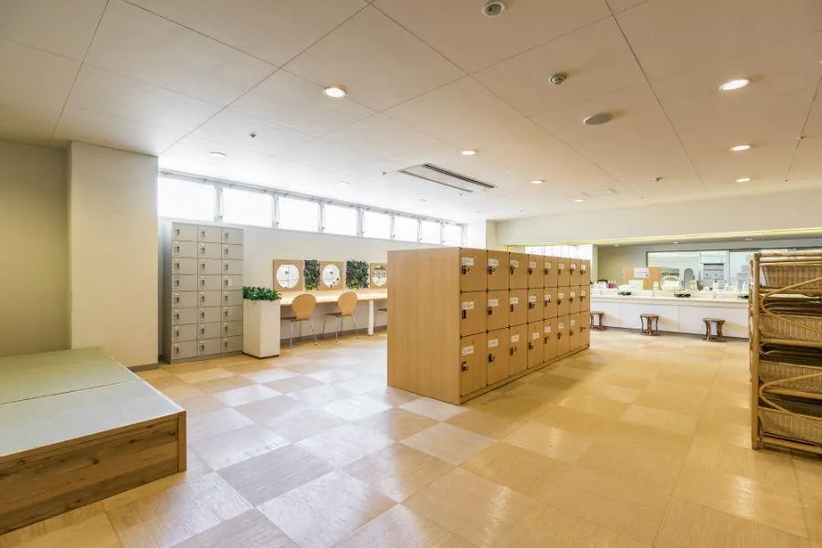 microwave in Royal Hotel Munakata