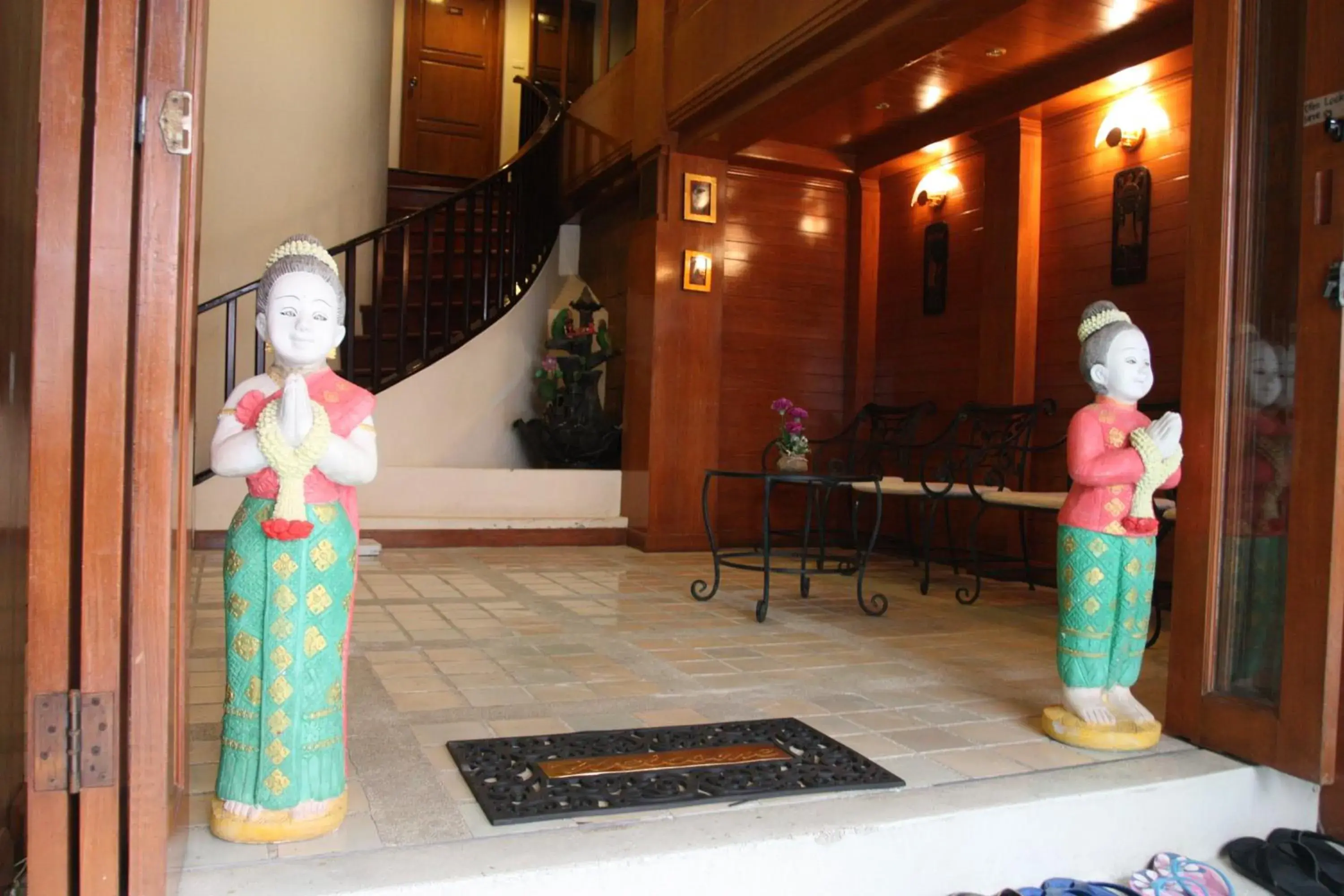 Facade/entrance in Your Place Inn Facade/entrance in Your Place Inn