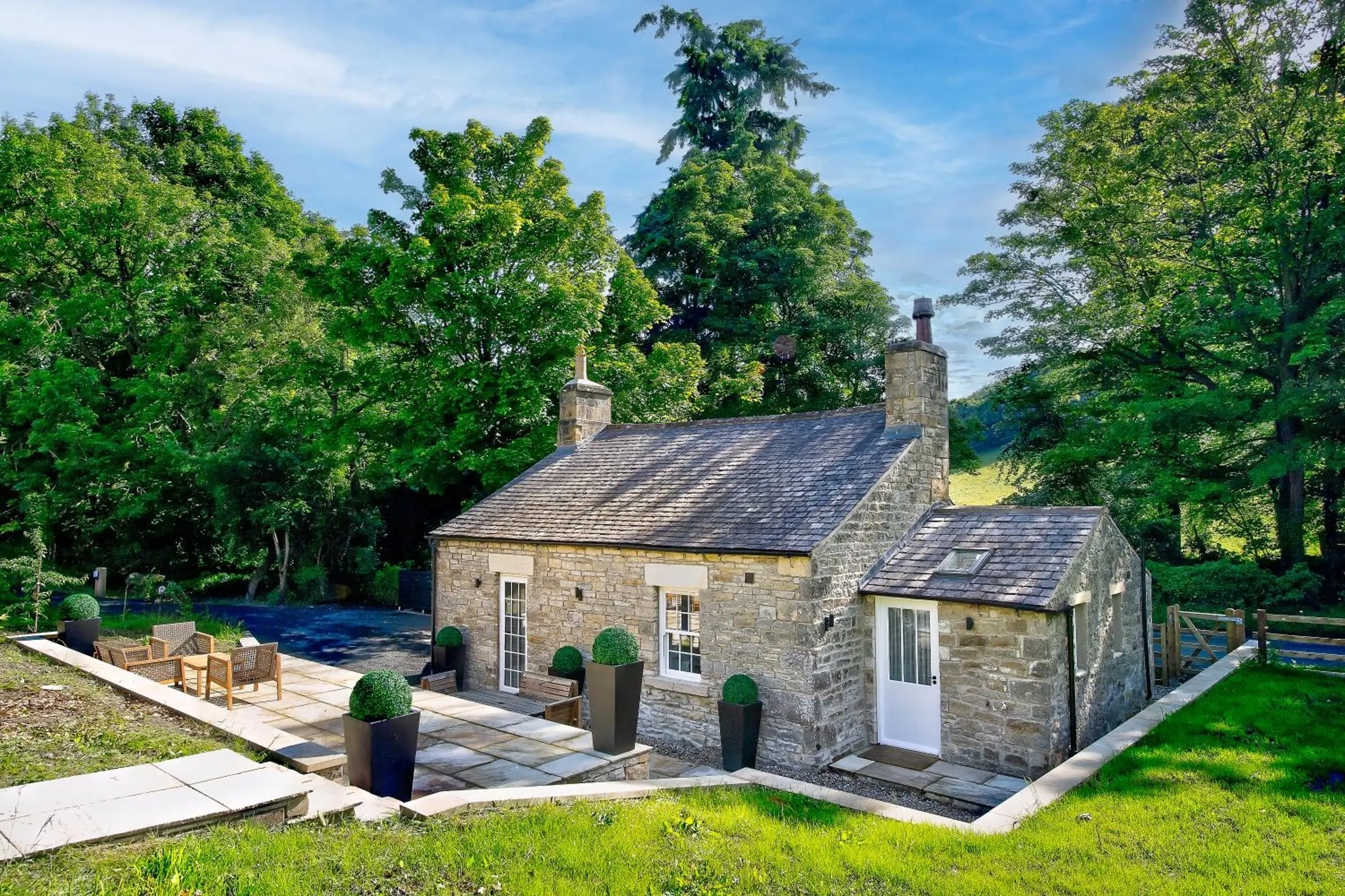 Toll Bar Luxury Villa in Langley Castle Hotel Toll Bar Luxury Villa in Langley Castle Hotel