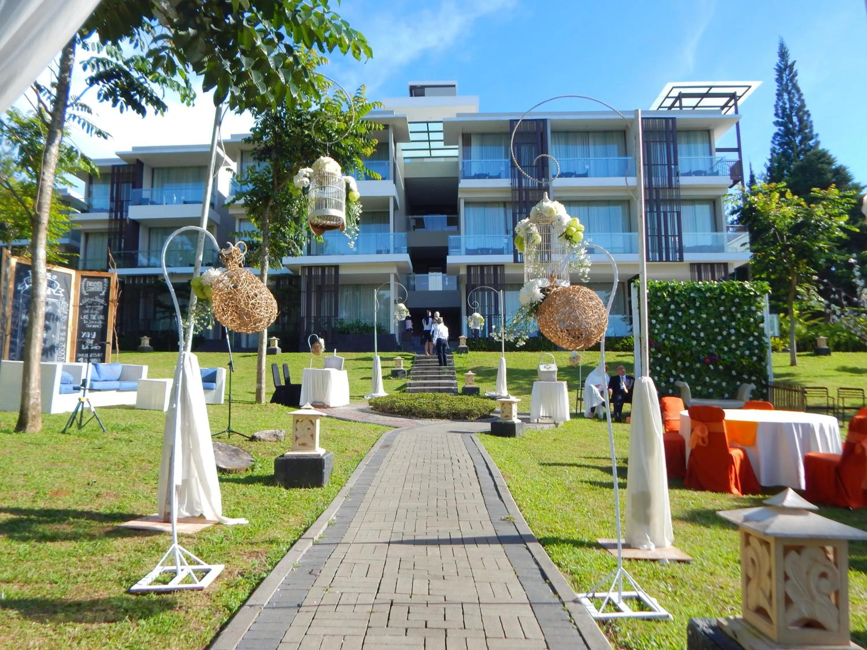 Facade/entrance in Lembang Asri Resort