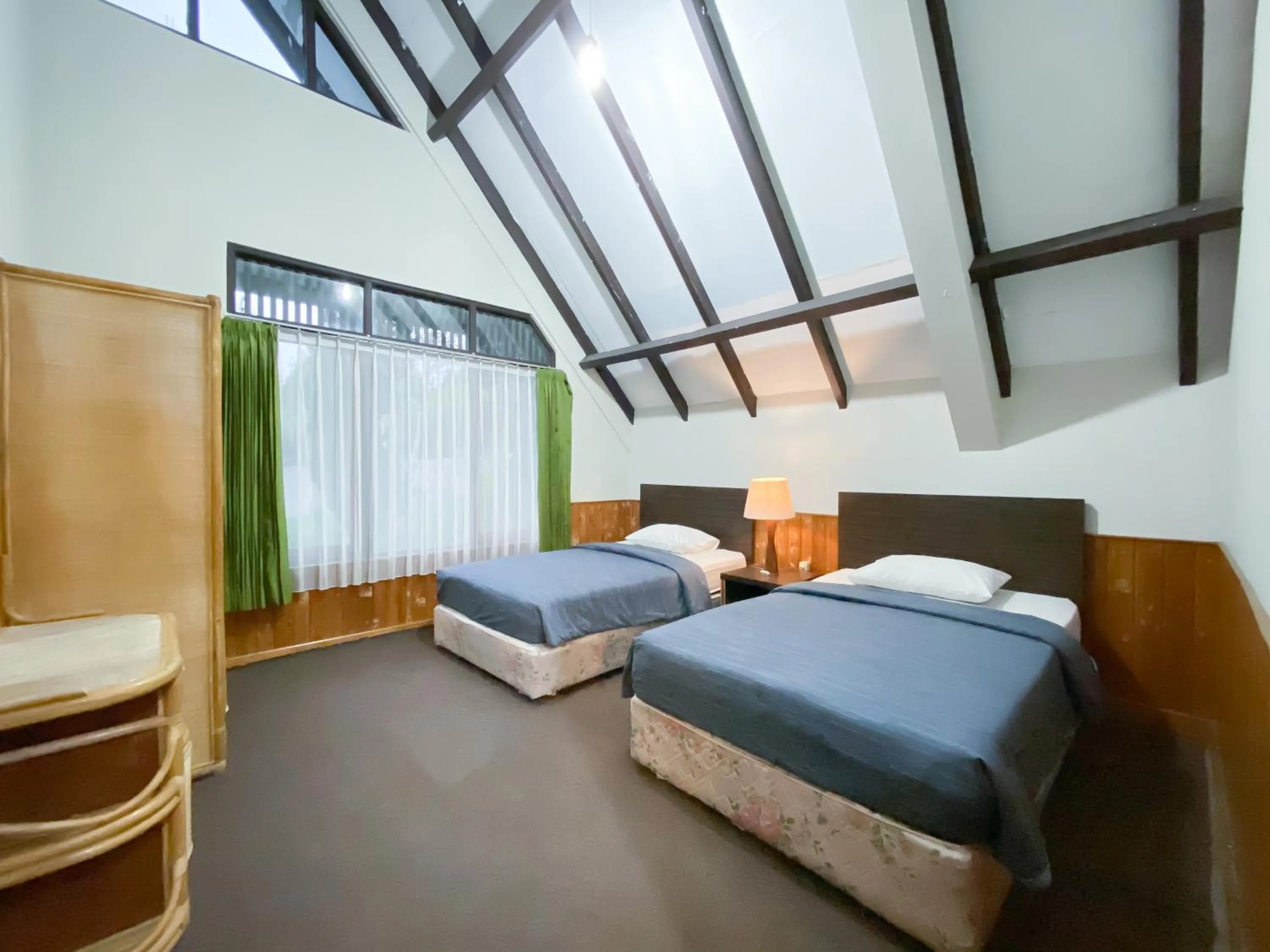 Bedroom, Bed in Lembang Asri Resort