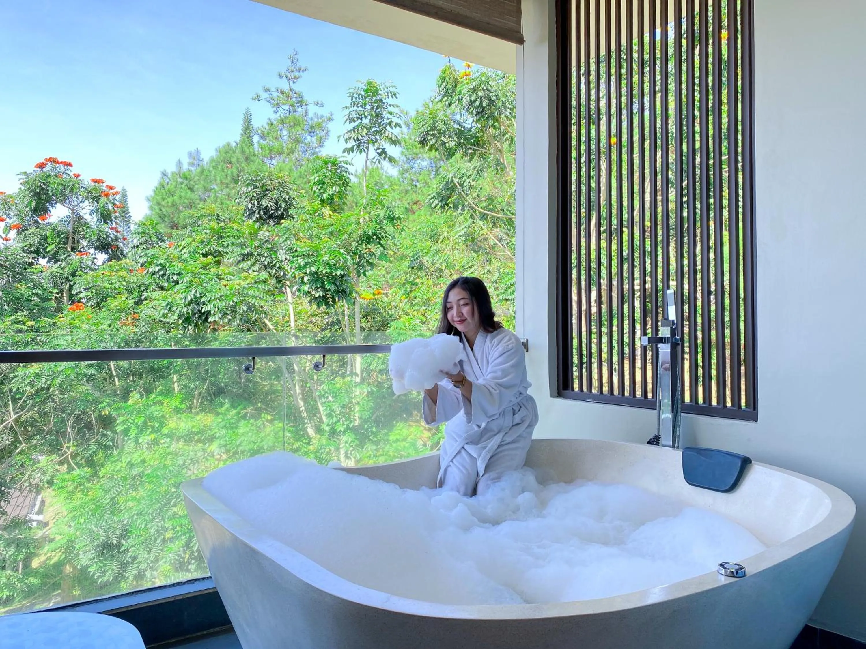 Bath in Lembang Asri Resort