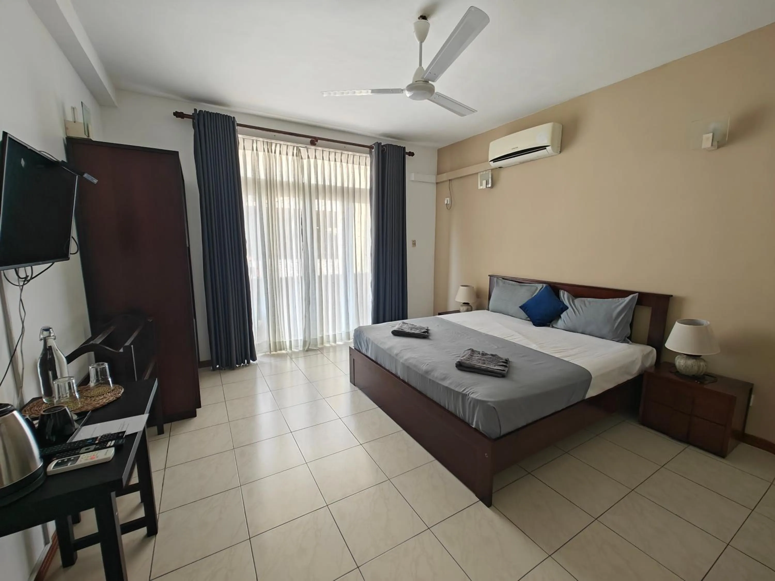 Bed in Palmyrah Residencies