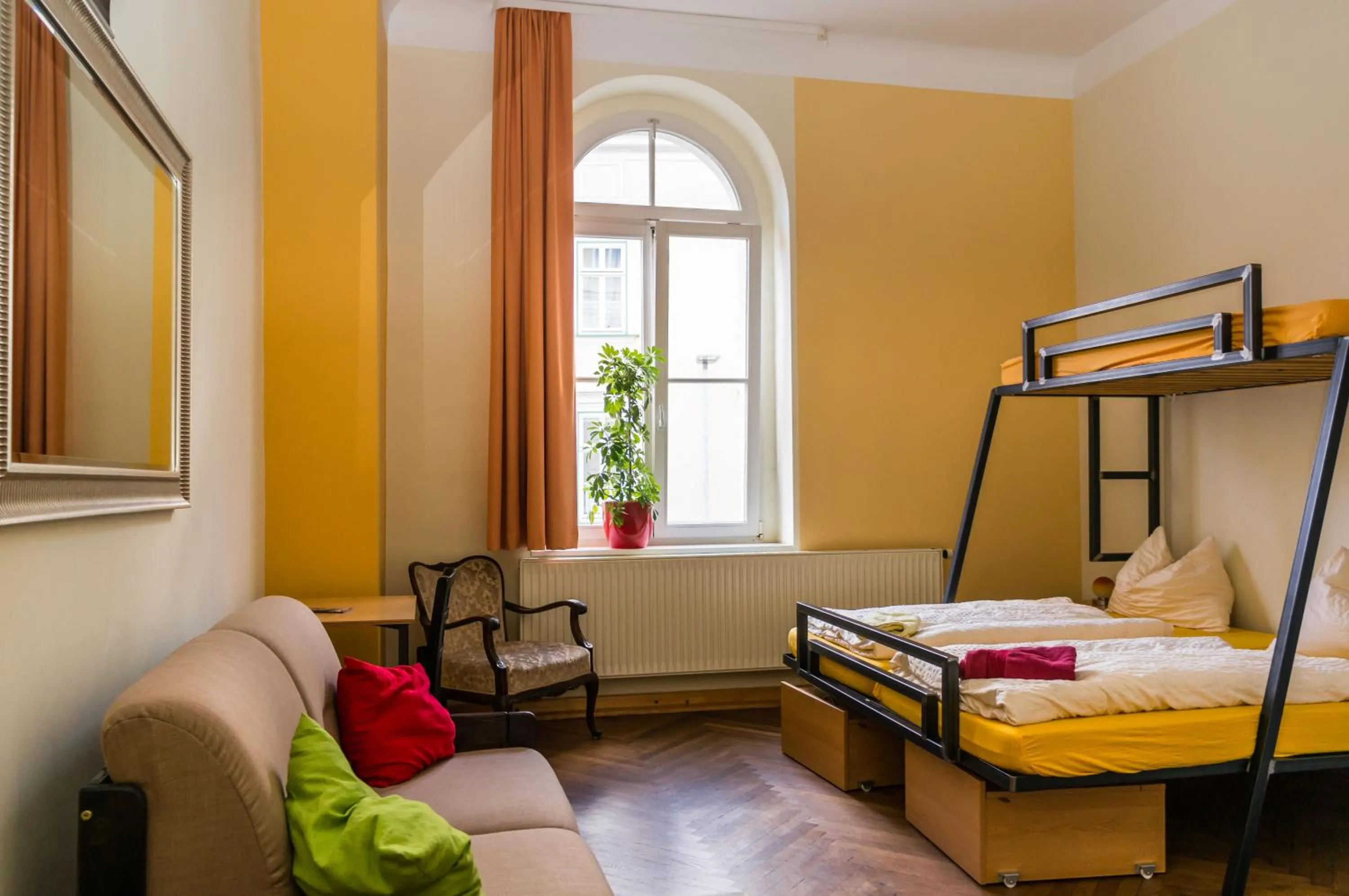 Photo of the whole room, Bed in OPERA Hostel