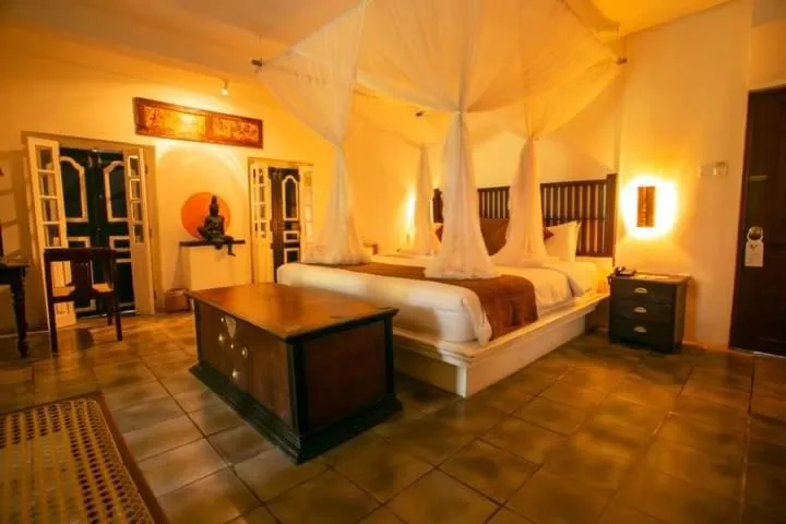 Photo of the whole room, Bed in Club Villa