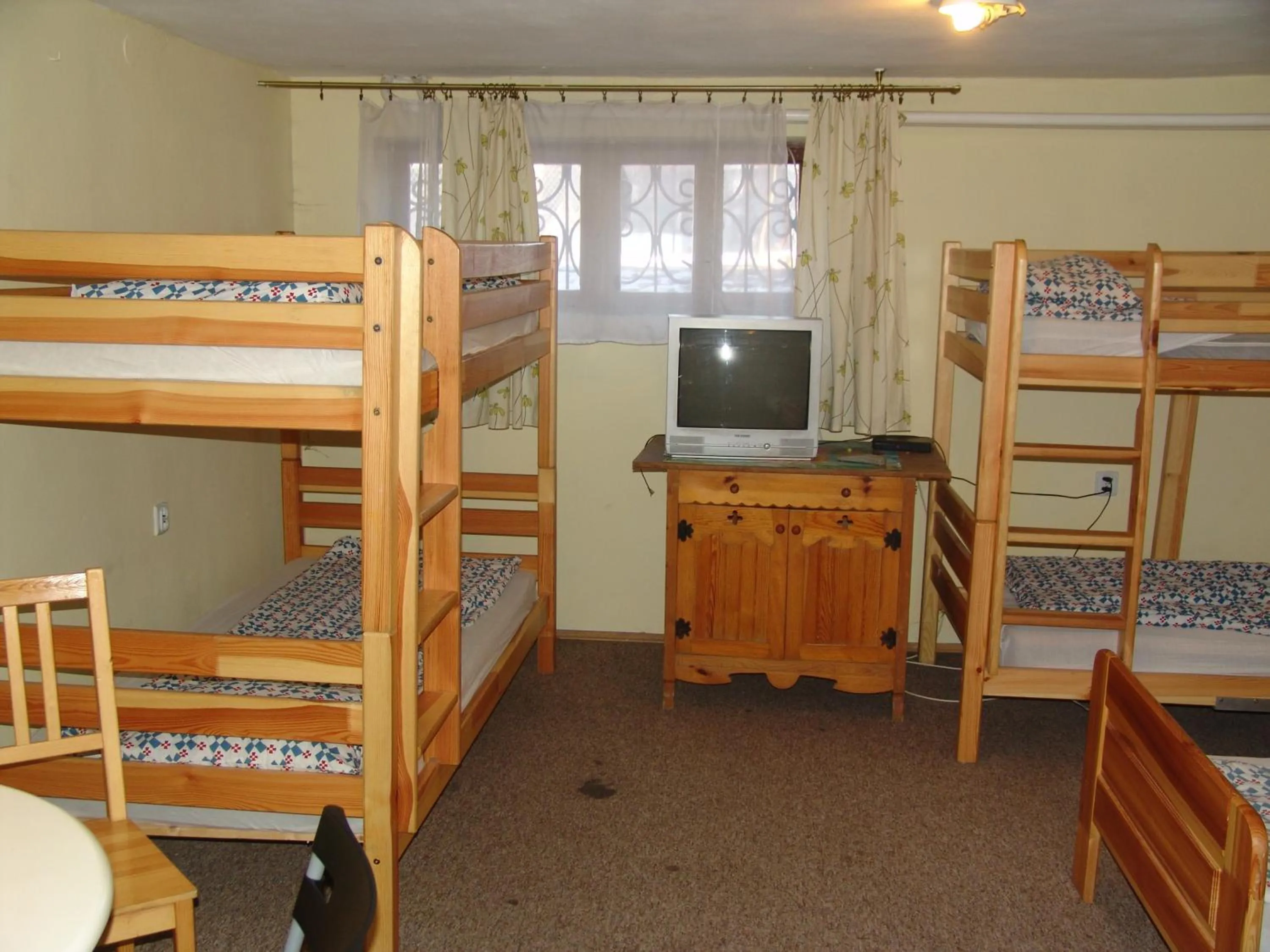 Hostel Victoria - Pokoje Gościnne