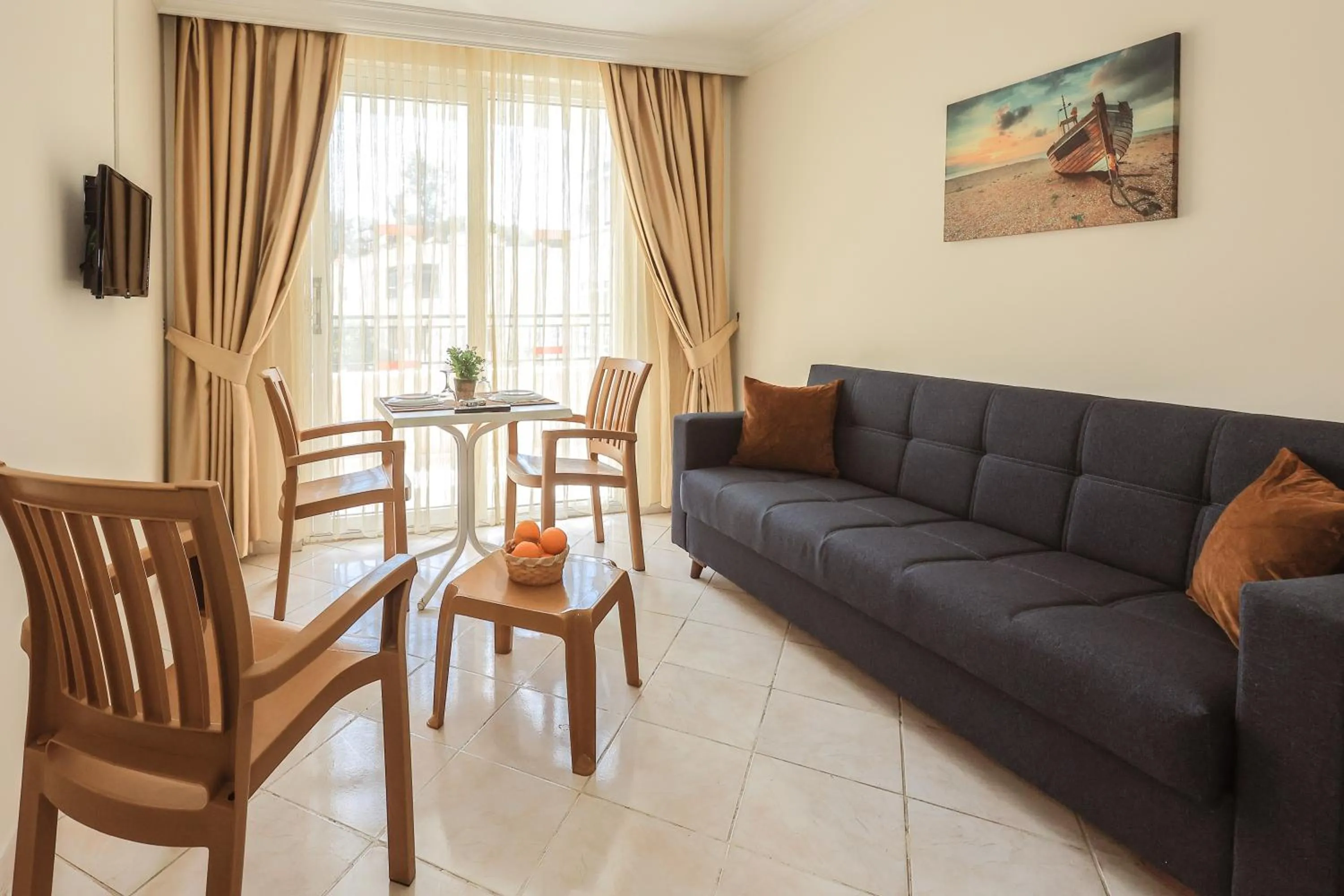Seating area in Marmaris Liman Apart