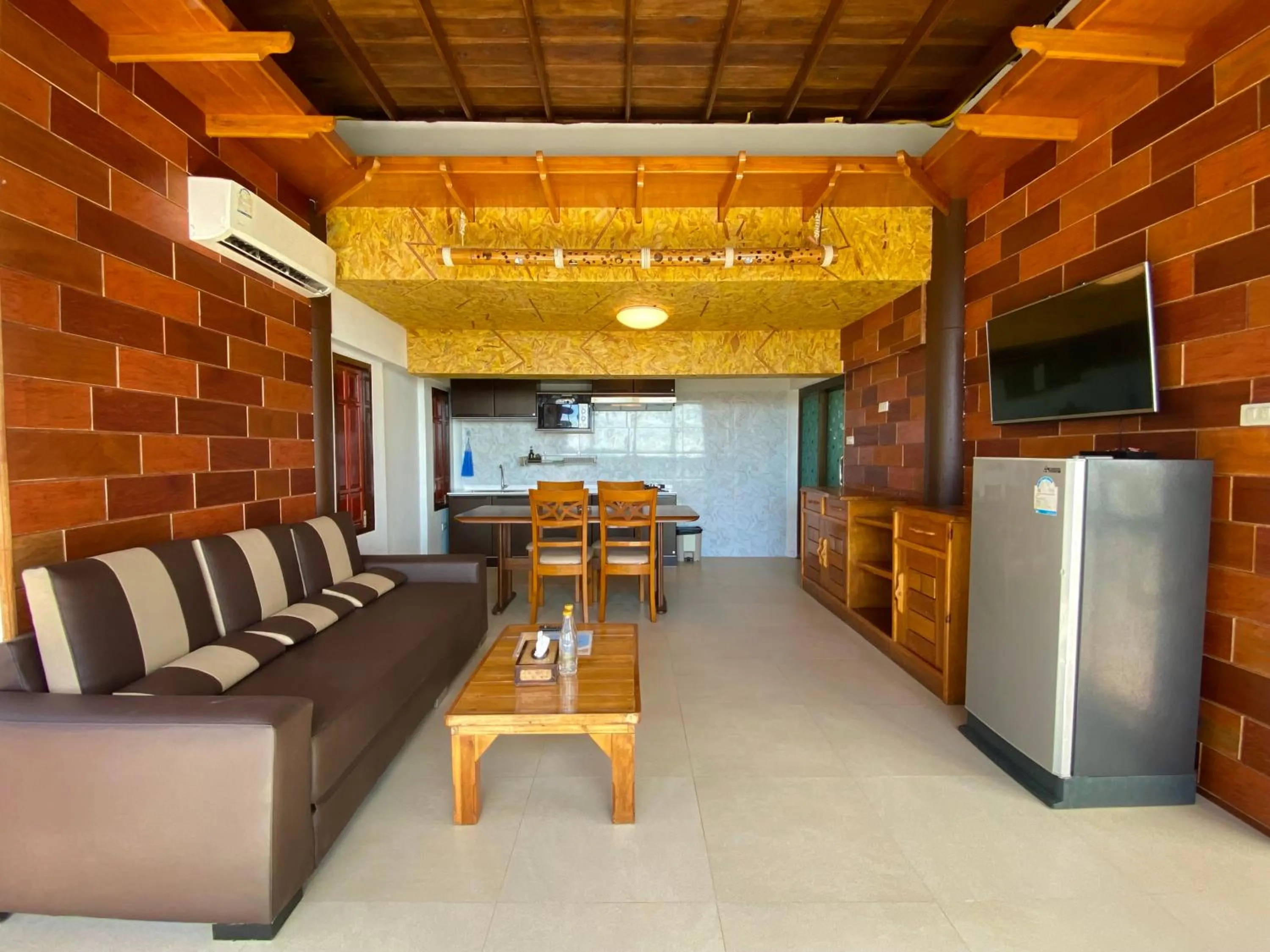 TV and multimedia in Puteri Lanta Family Villas