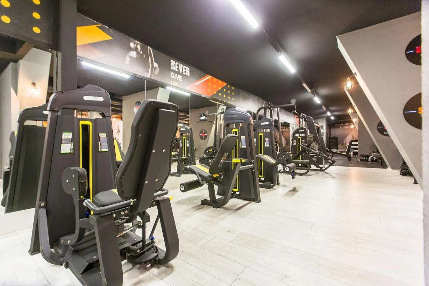 Fitness centre/facilities in Formback Thermal Suit & Apart