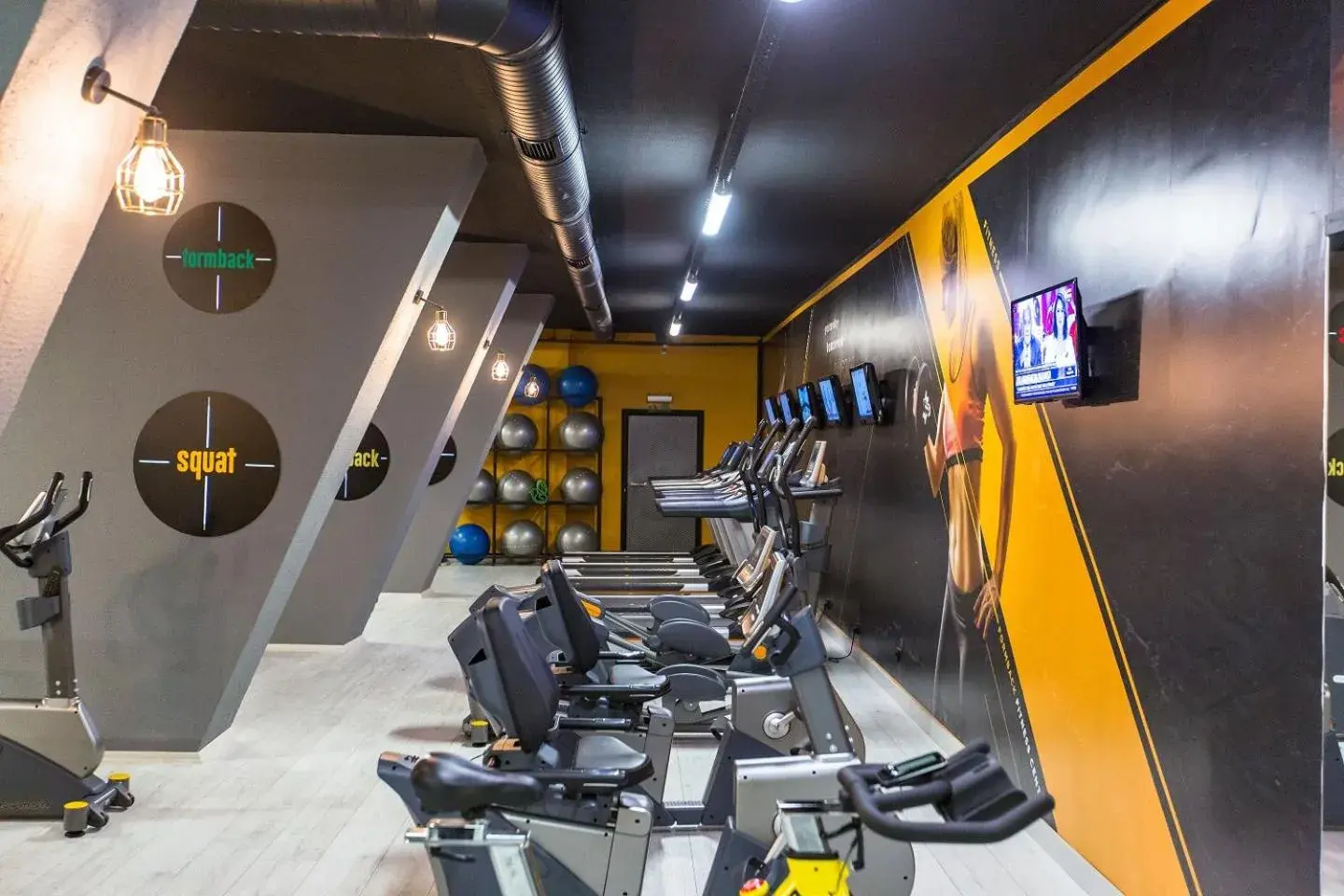 Fitness centre/facilities in Formback Thermal Suit & Apart Fitness centre/facilities in Formback Thermal Suit & Apart