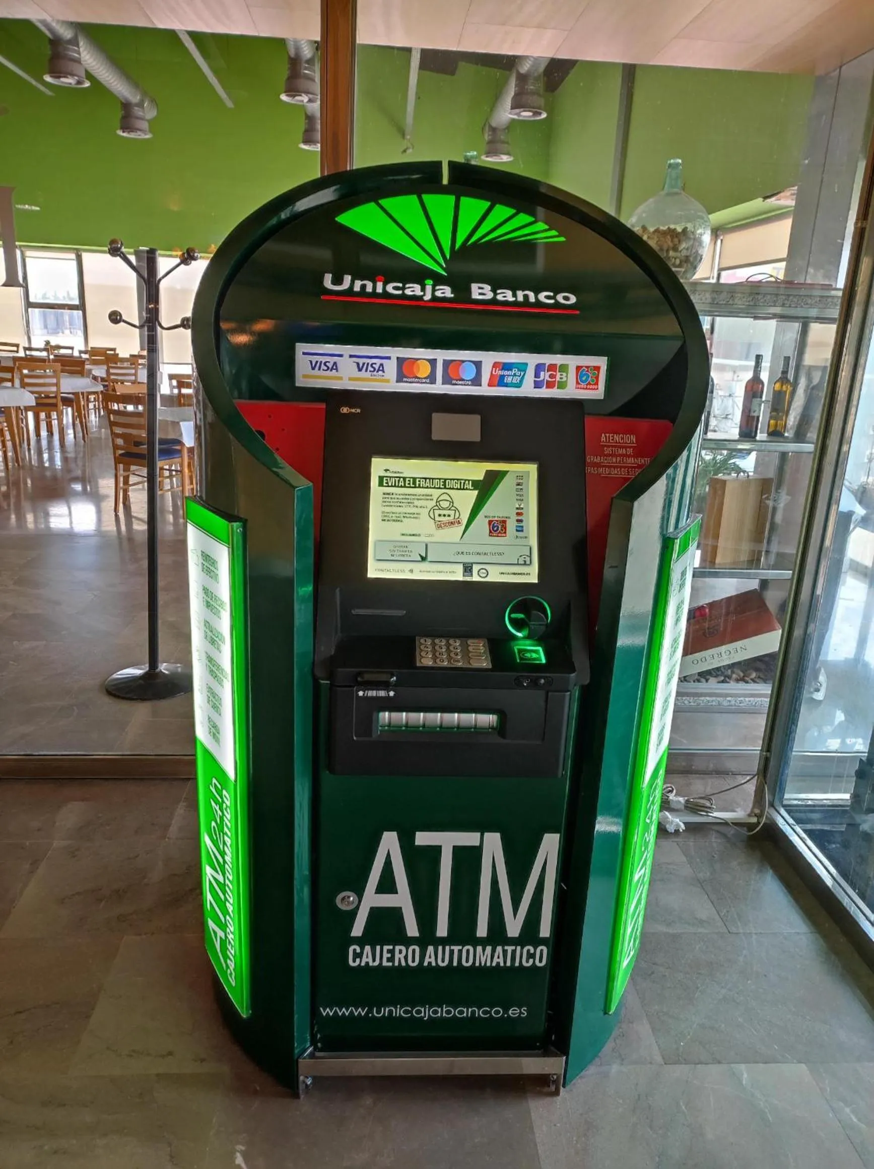 Shopping Area in Hotel Área Suco