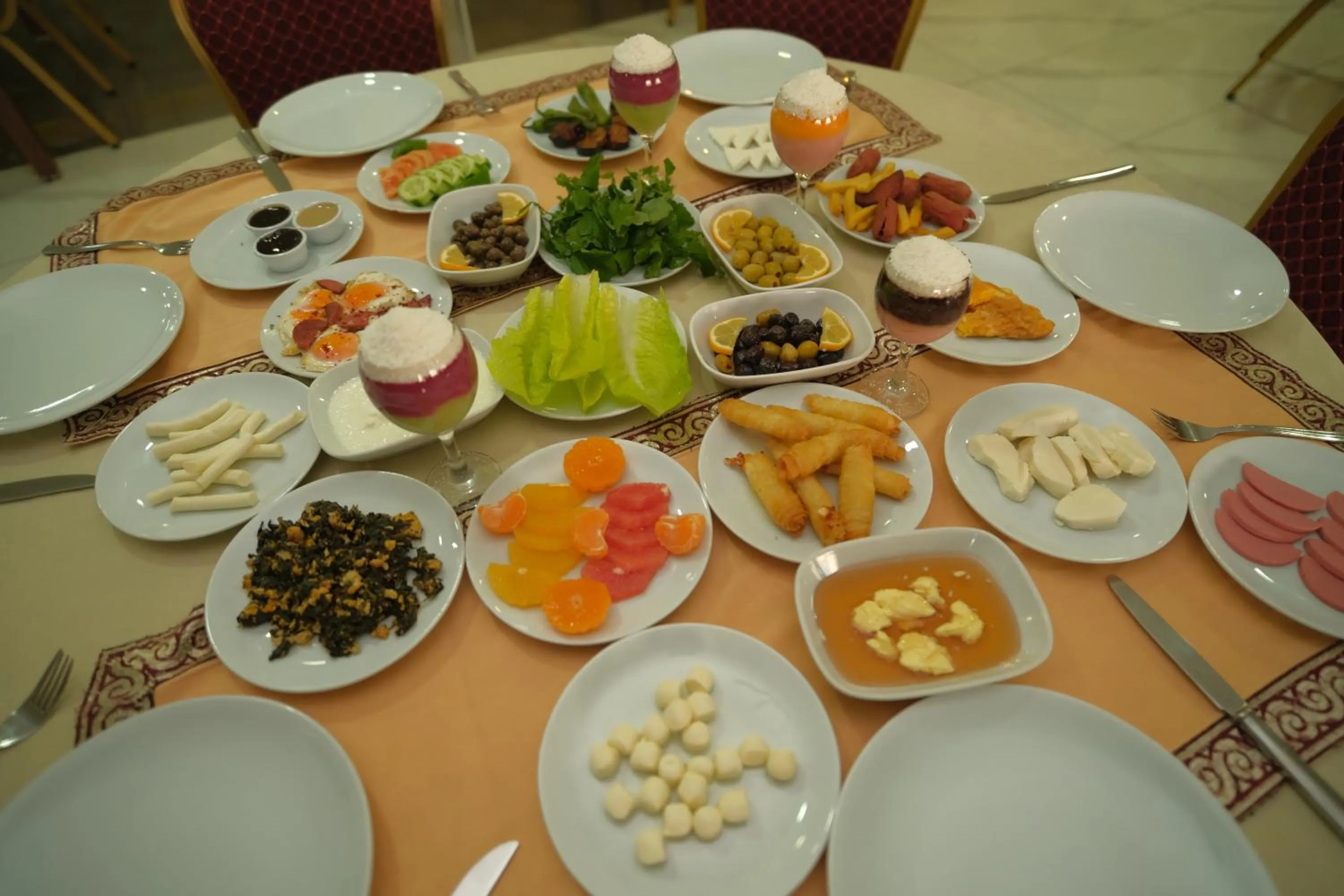 Food and drinks in Malabadi Hotel