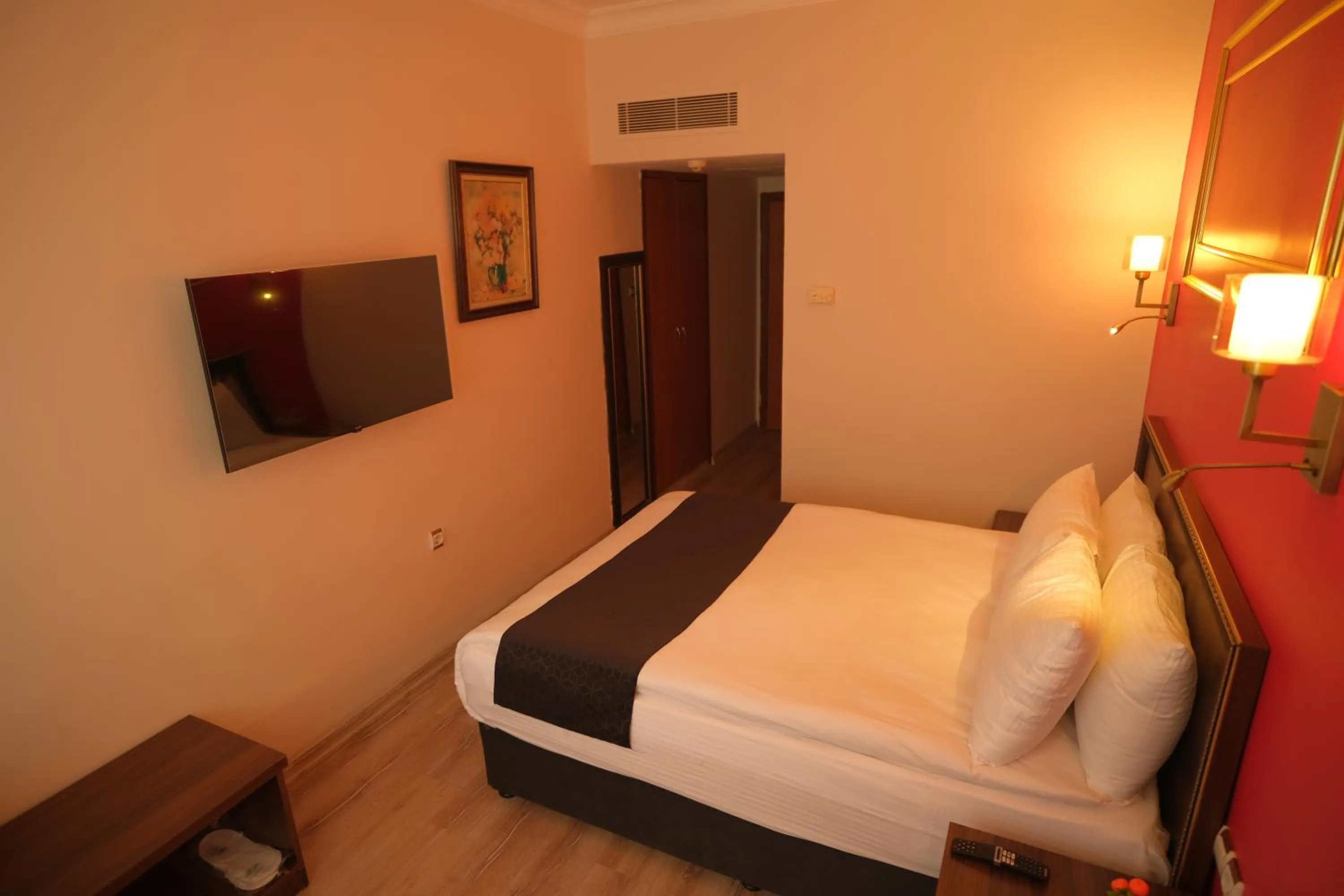 Bedroom in Malabadi Hotel