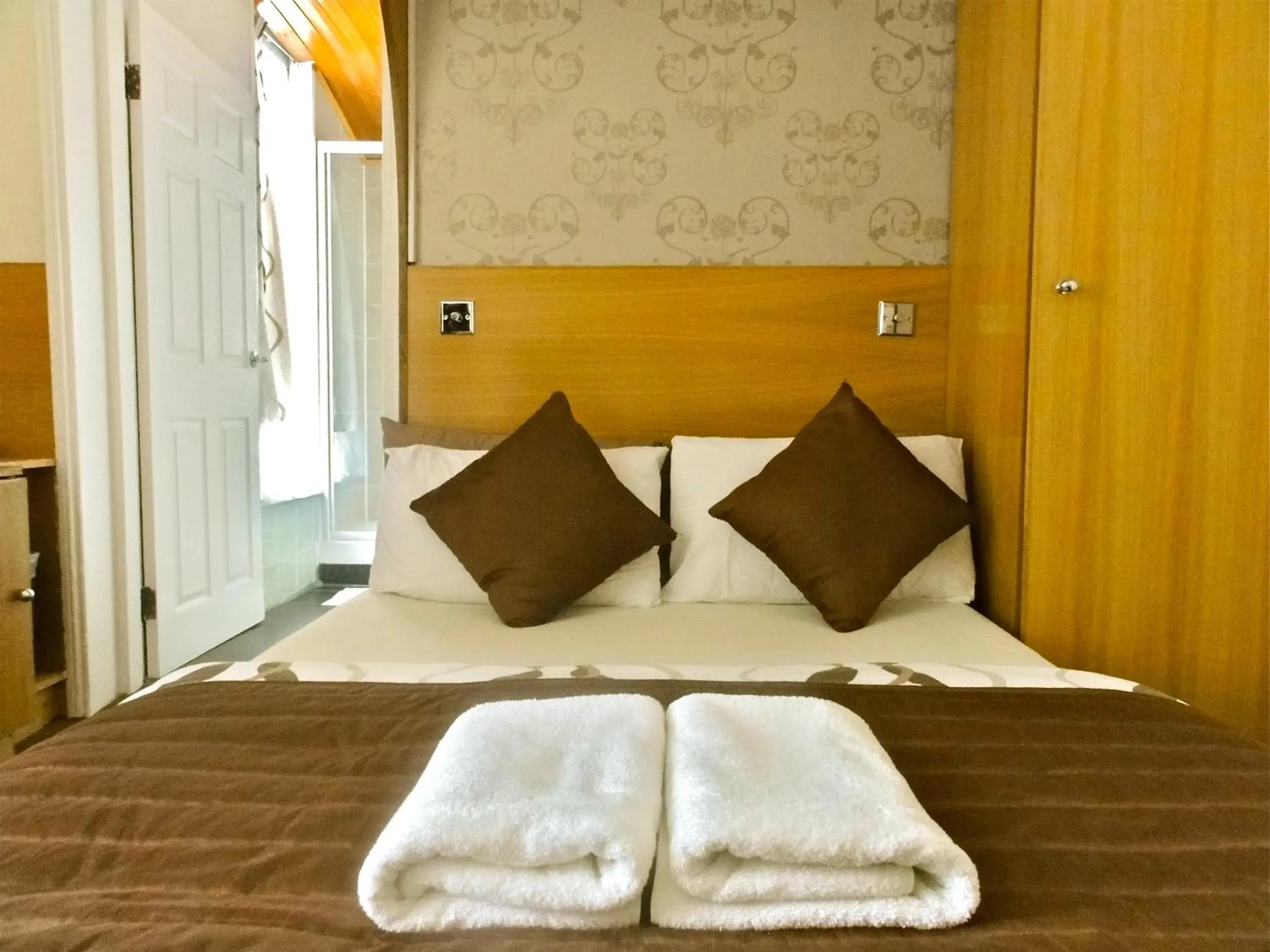 Twin Room in Skylark Guest House Twin Room in Skylark Guest House