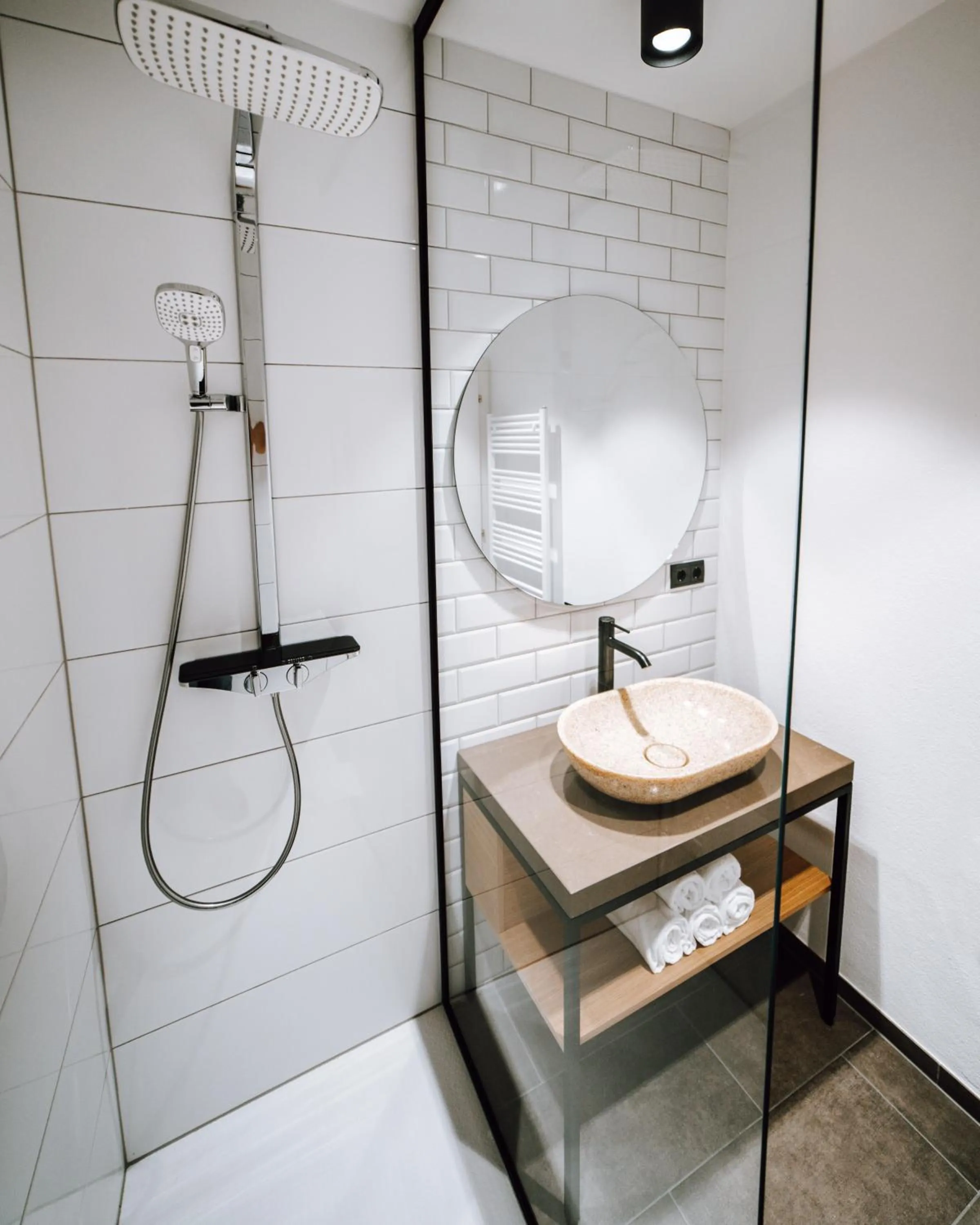 Bathroom in Mein Hotel Fast