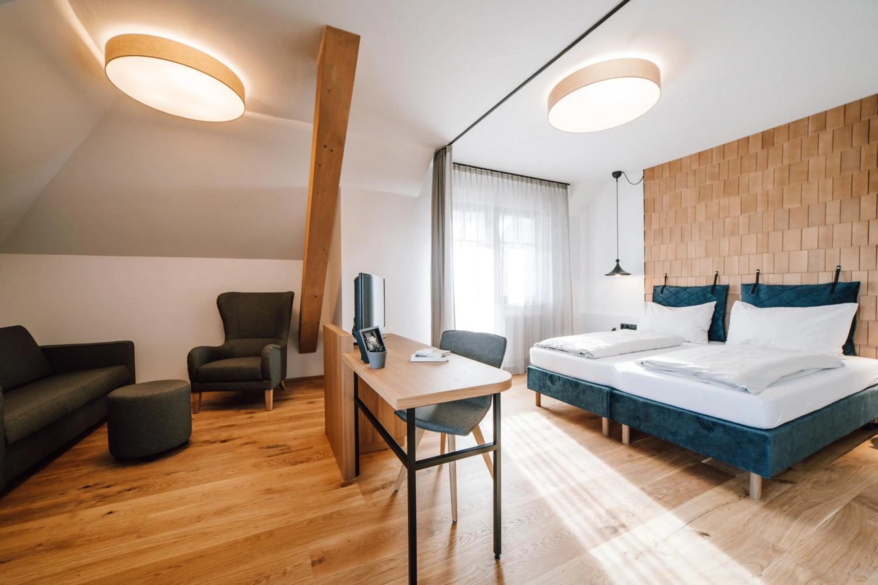 Photo of the whole room, Bed in Mein Hotel Fast