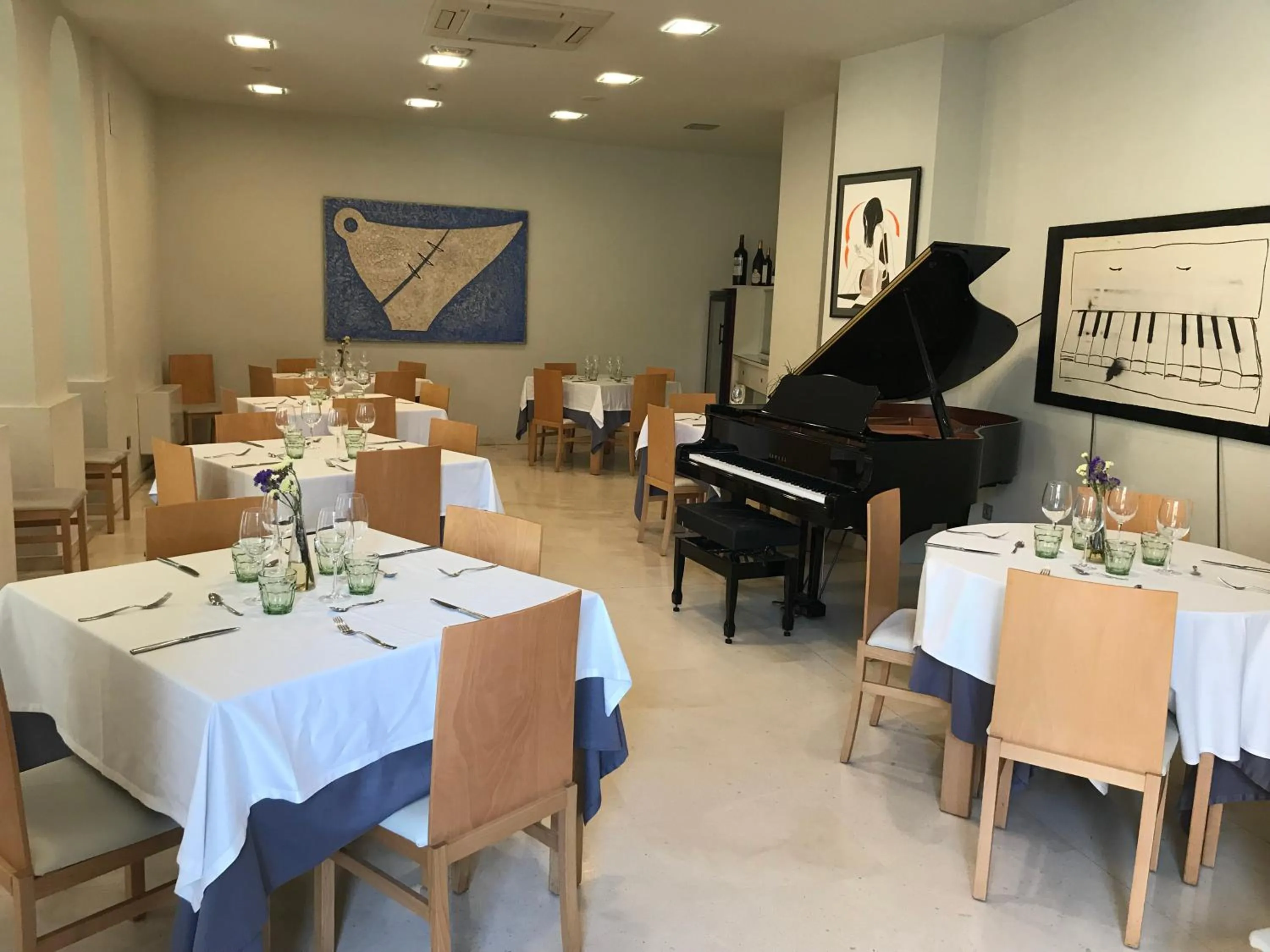 Restaurant/places to eat in La Merced de la Concordia