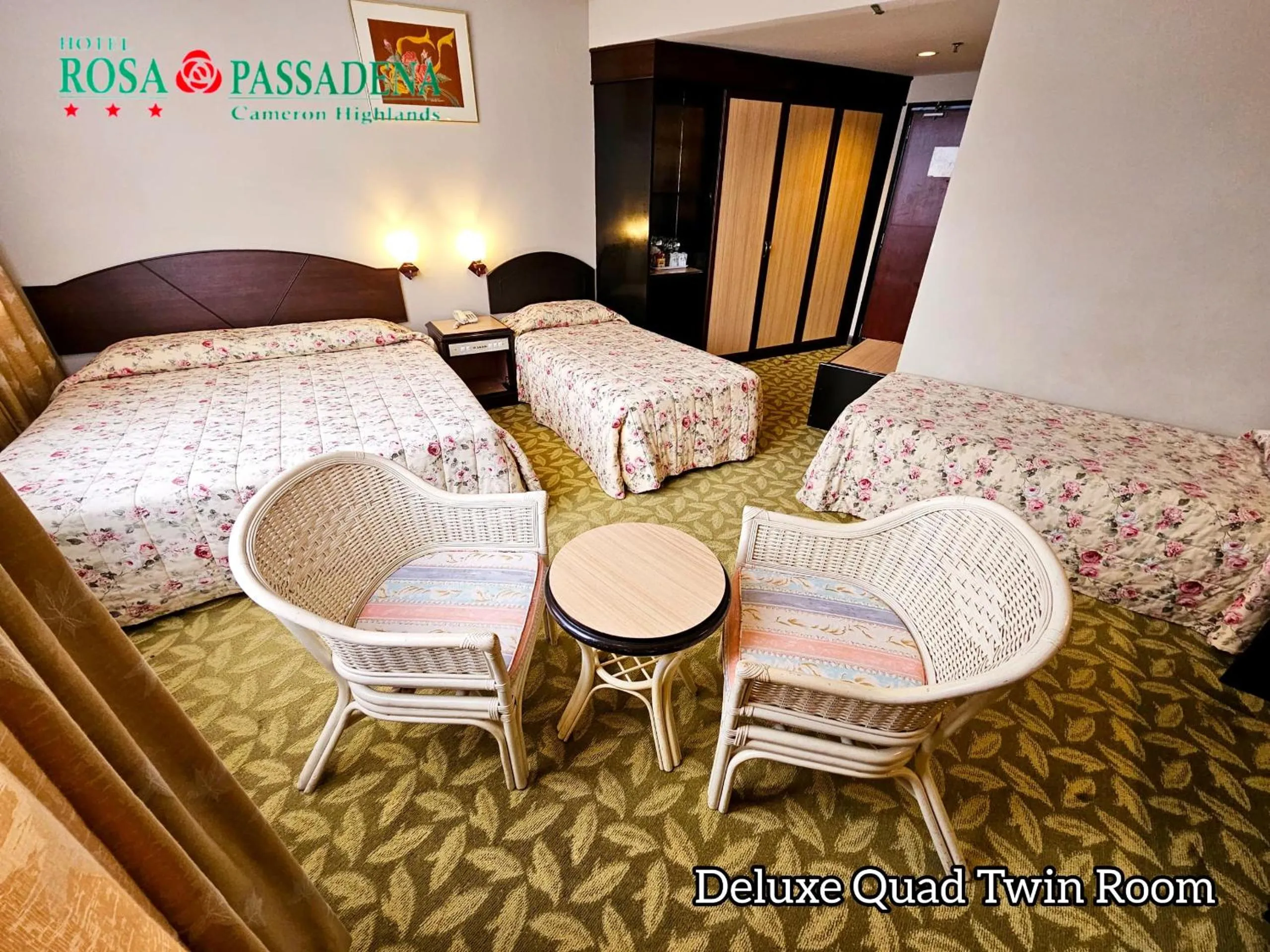 Property building, Bed in Hotel Rosa Passadena