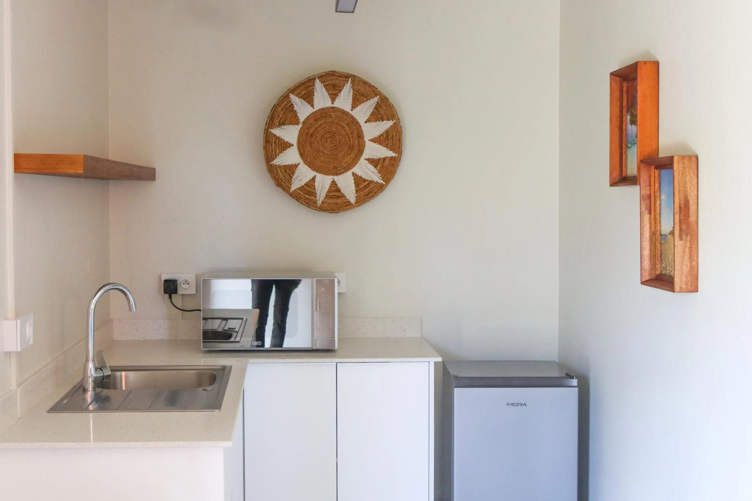 Kitchen or kitchenette in Flowers of Paradise