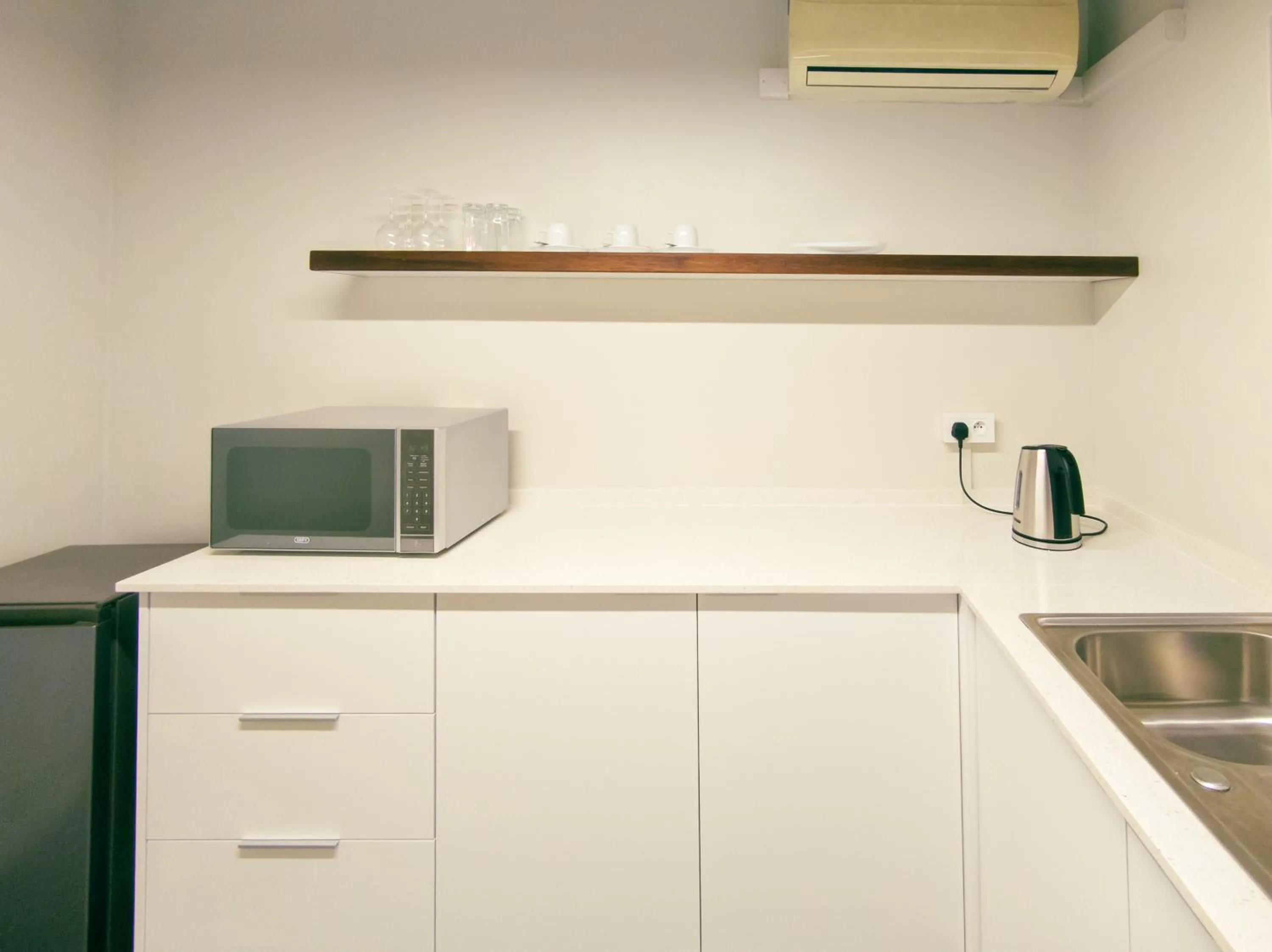 Coffee/tea facilities in Flowers of Paradise