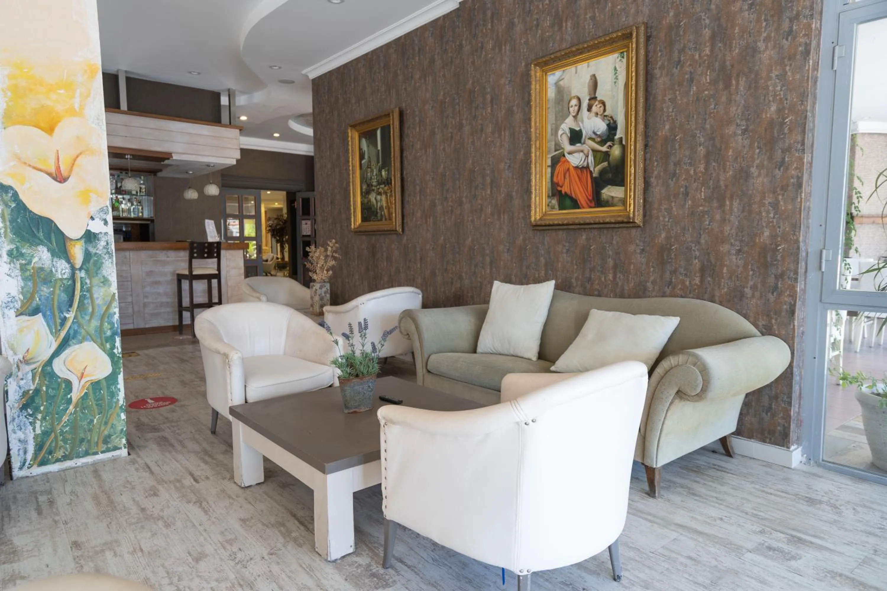 Lounge or bar in Romance Beach Hotel