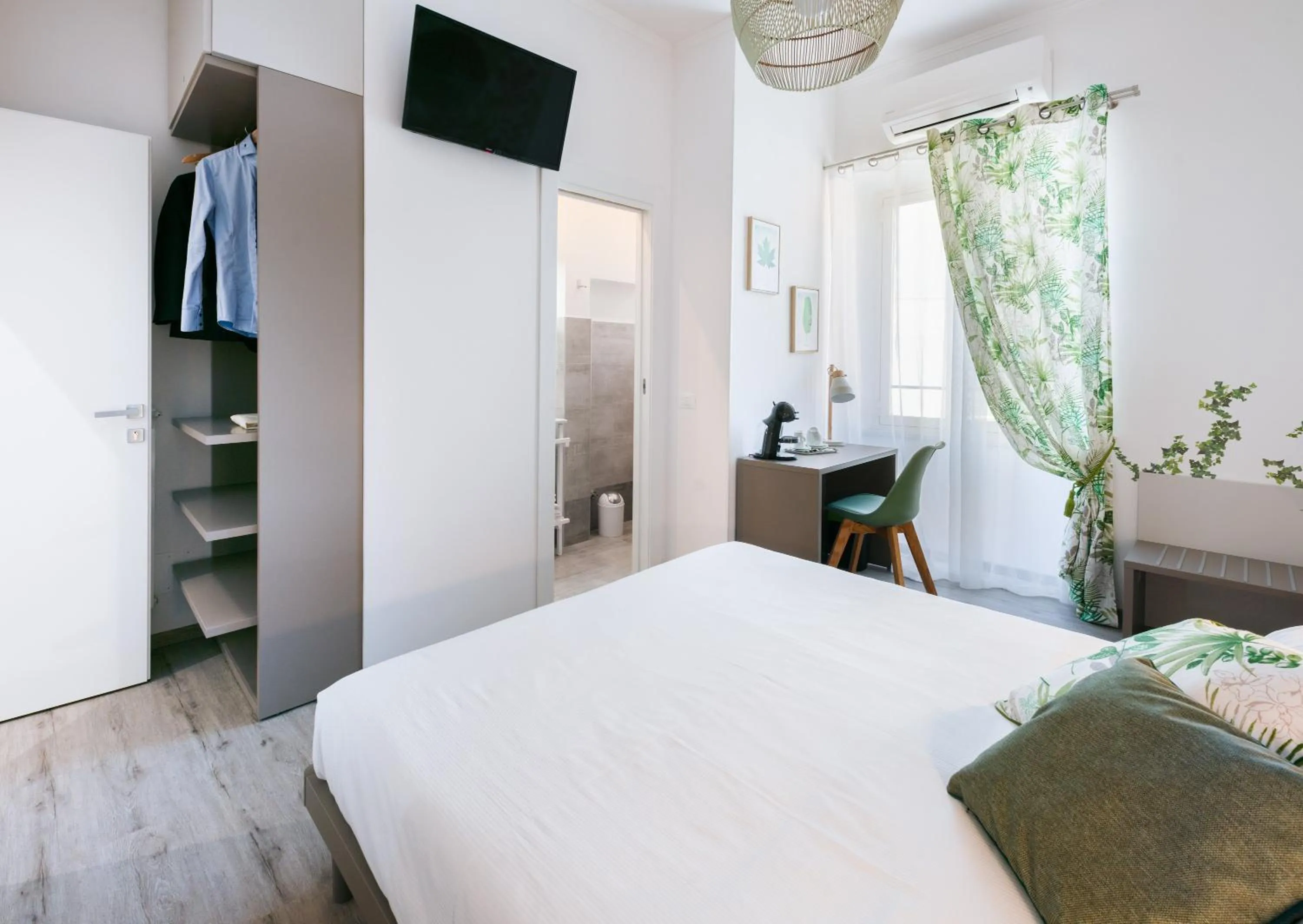 Bedroom, Bed in Lele Rooms San Lorenzo