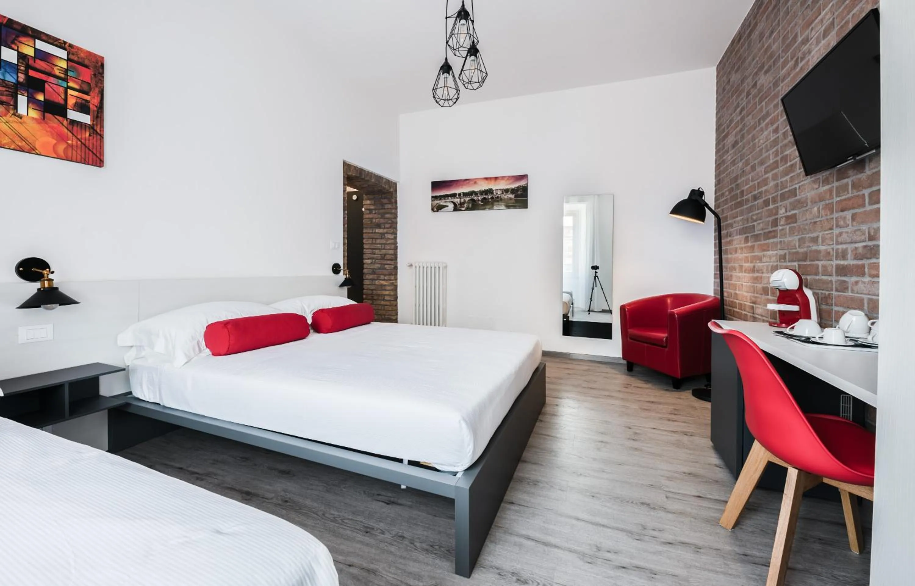 Photo of the whole room, Bed in Lele Rooms San Lorenzo