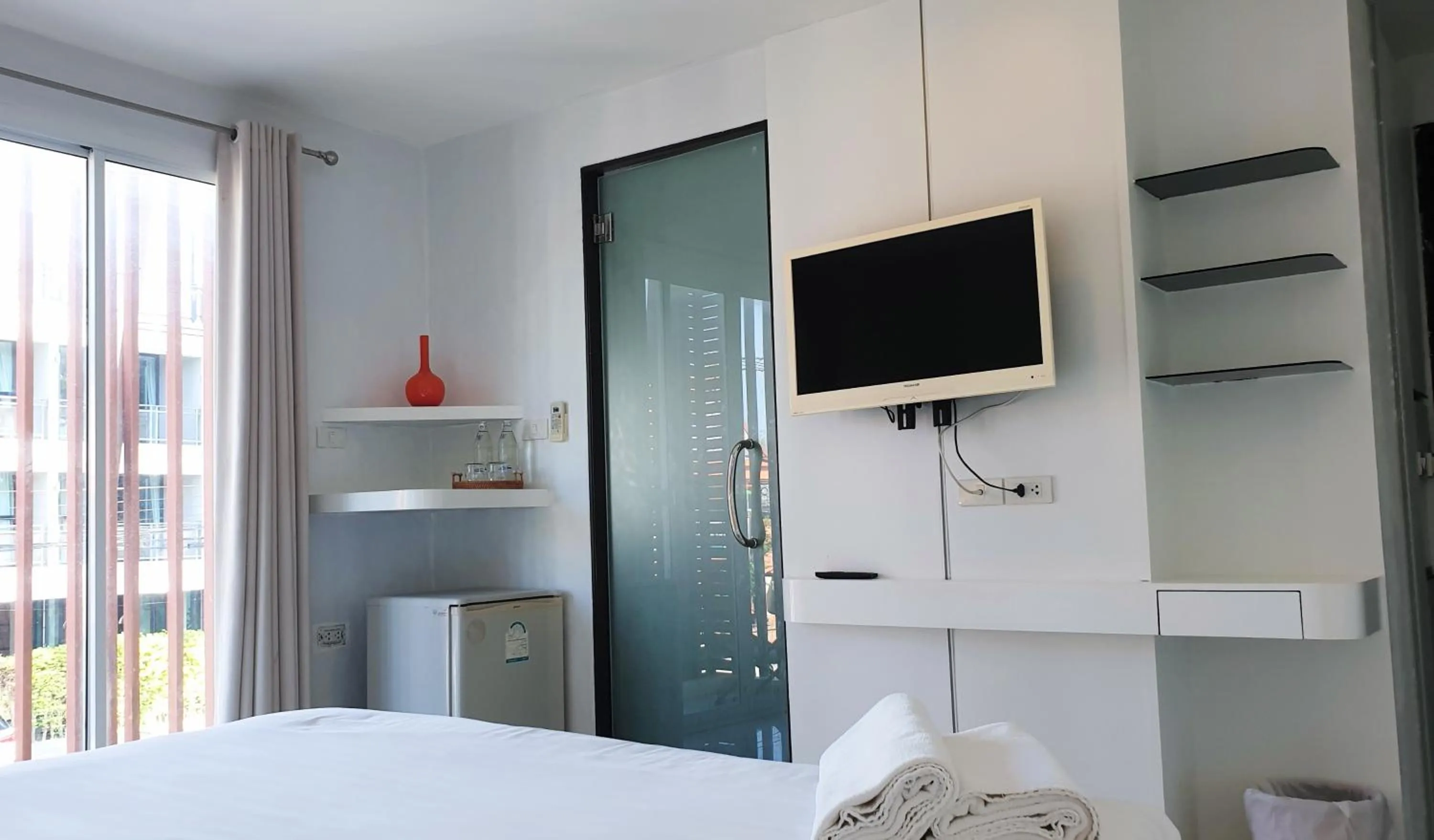 Bedroom, Bed in Goodnight Cha Am Minitel