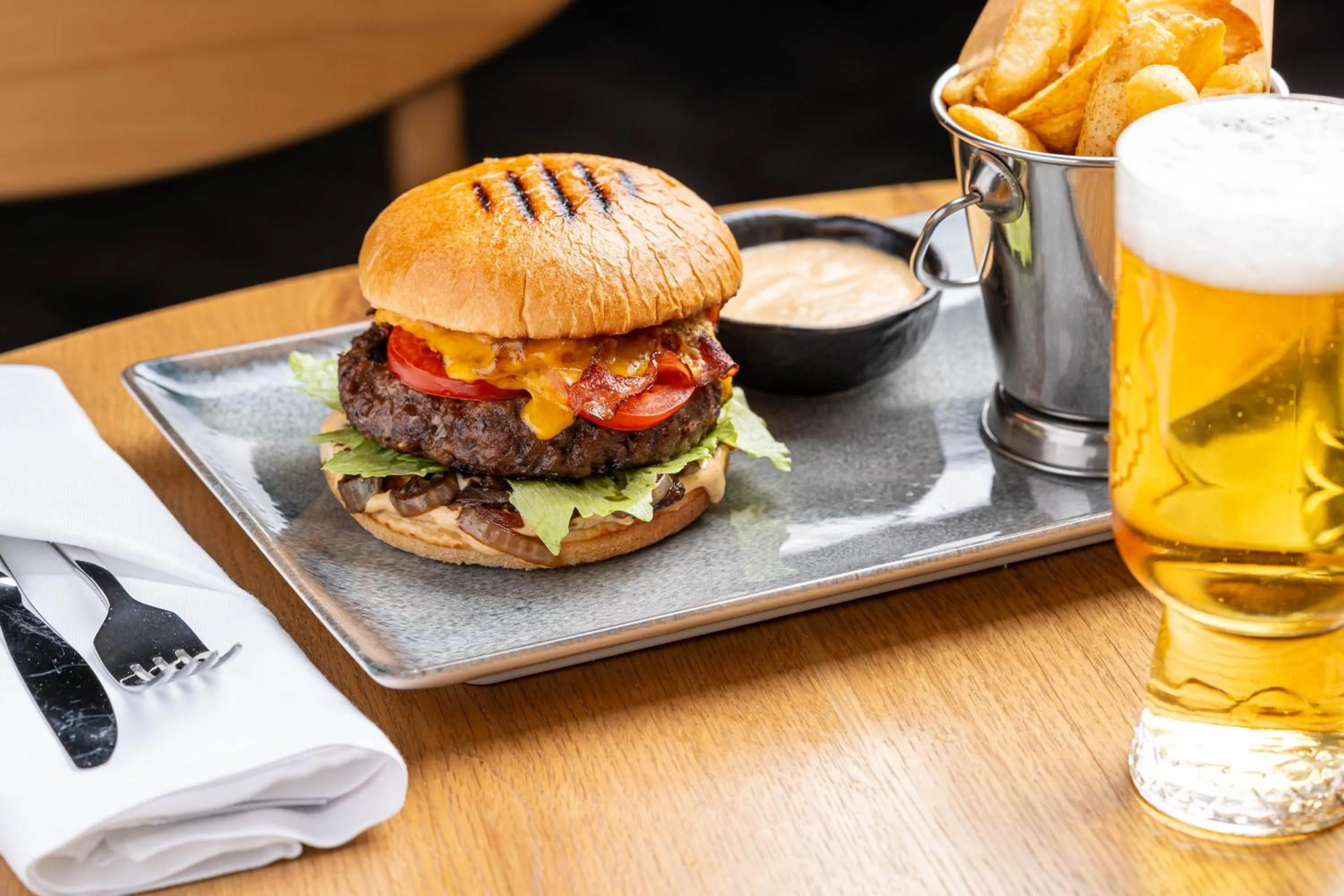 Restaurant/places to eat in Hotel Alexandrion Experience