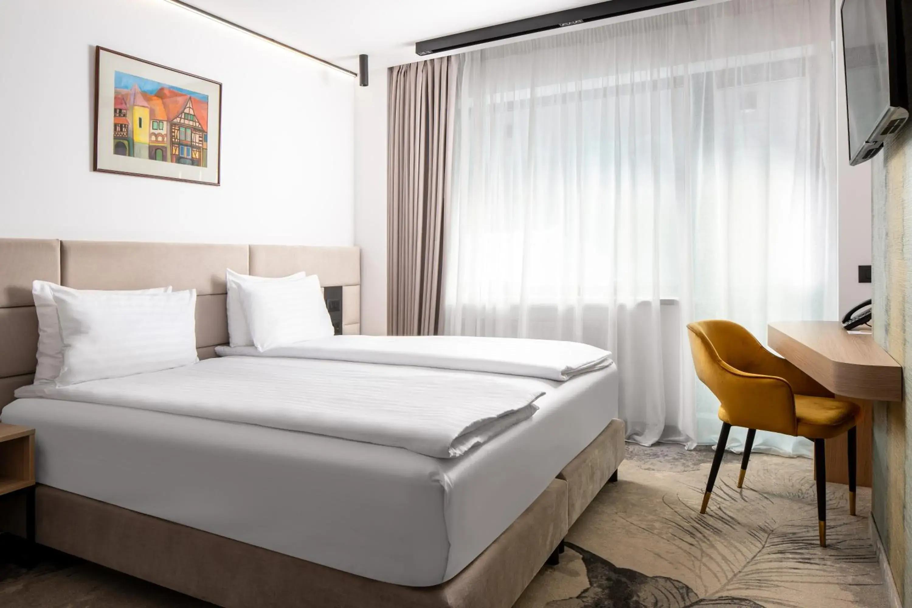 Deluxe Double Room with Balcony and city view and free swimming pool access in Hotel Alexandrion Experience Deluxe Double Room with Balcony and city view and free swimming pool access in Hotel Alexandrion Experience