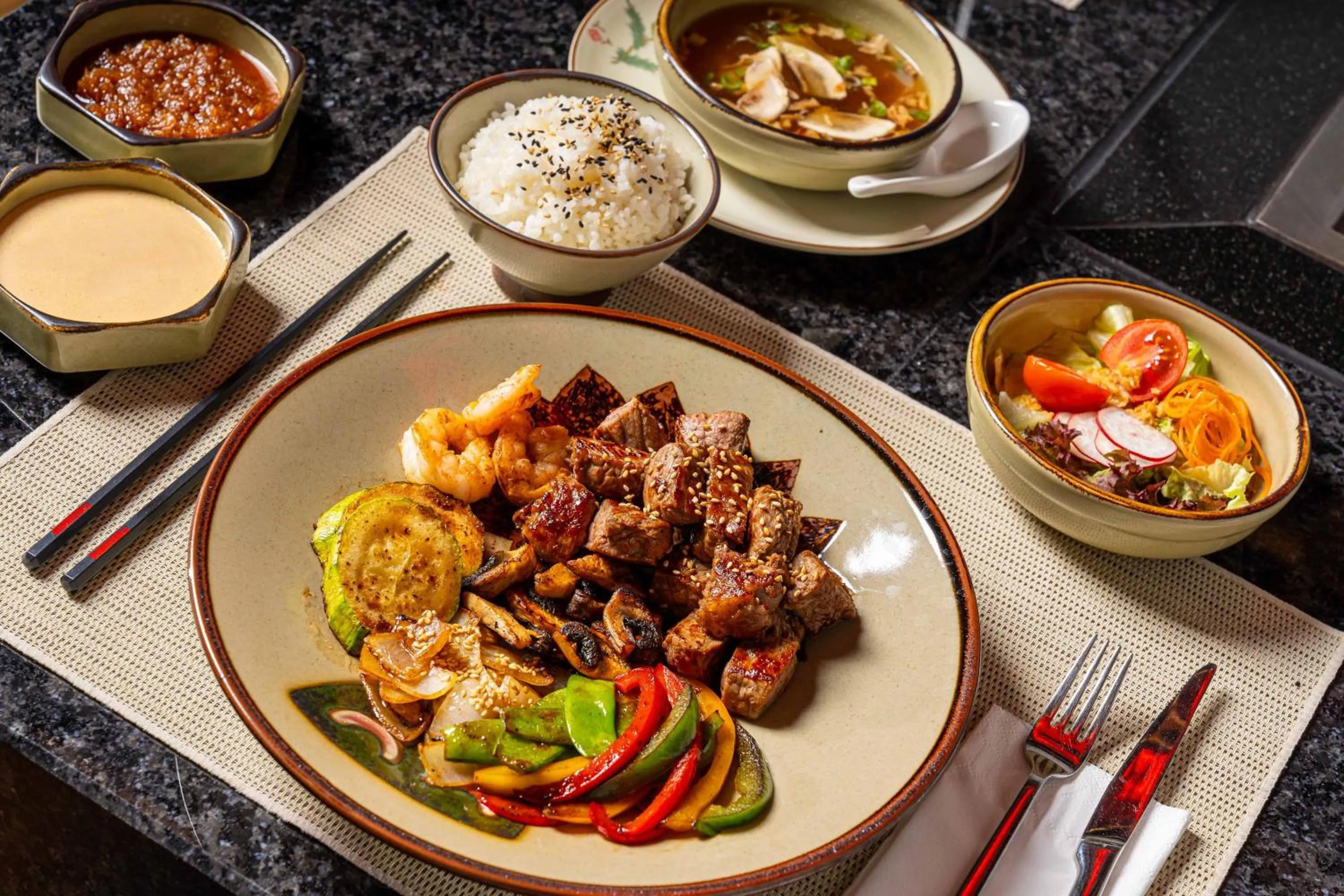 Restaurant/places to eat in Hotel Alexandrion Experience